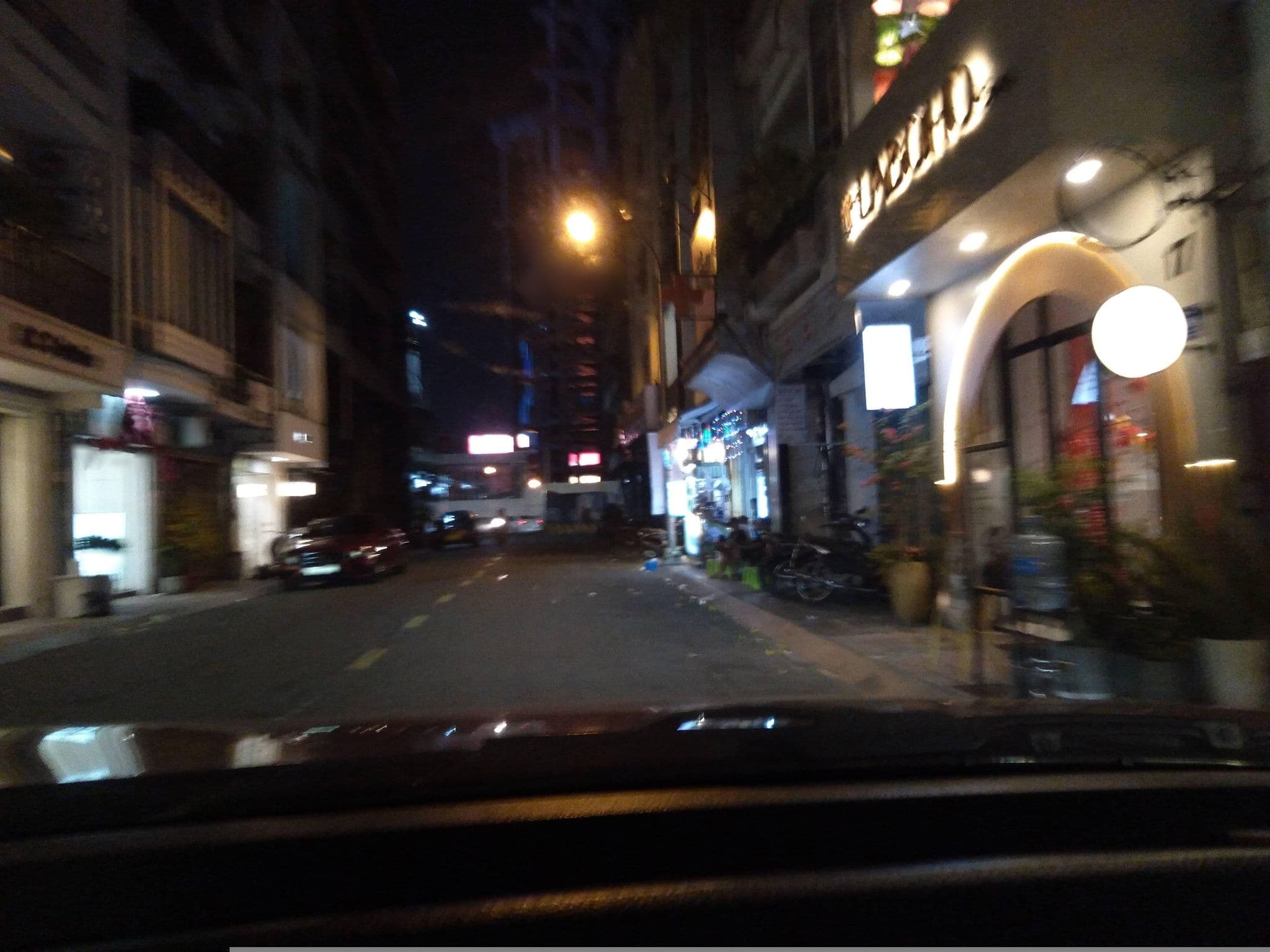 Street view near hotel 25, Quận Bốn — © sg_front_1 (CC BY-SA · Mapillary)