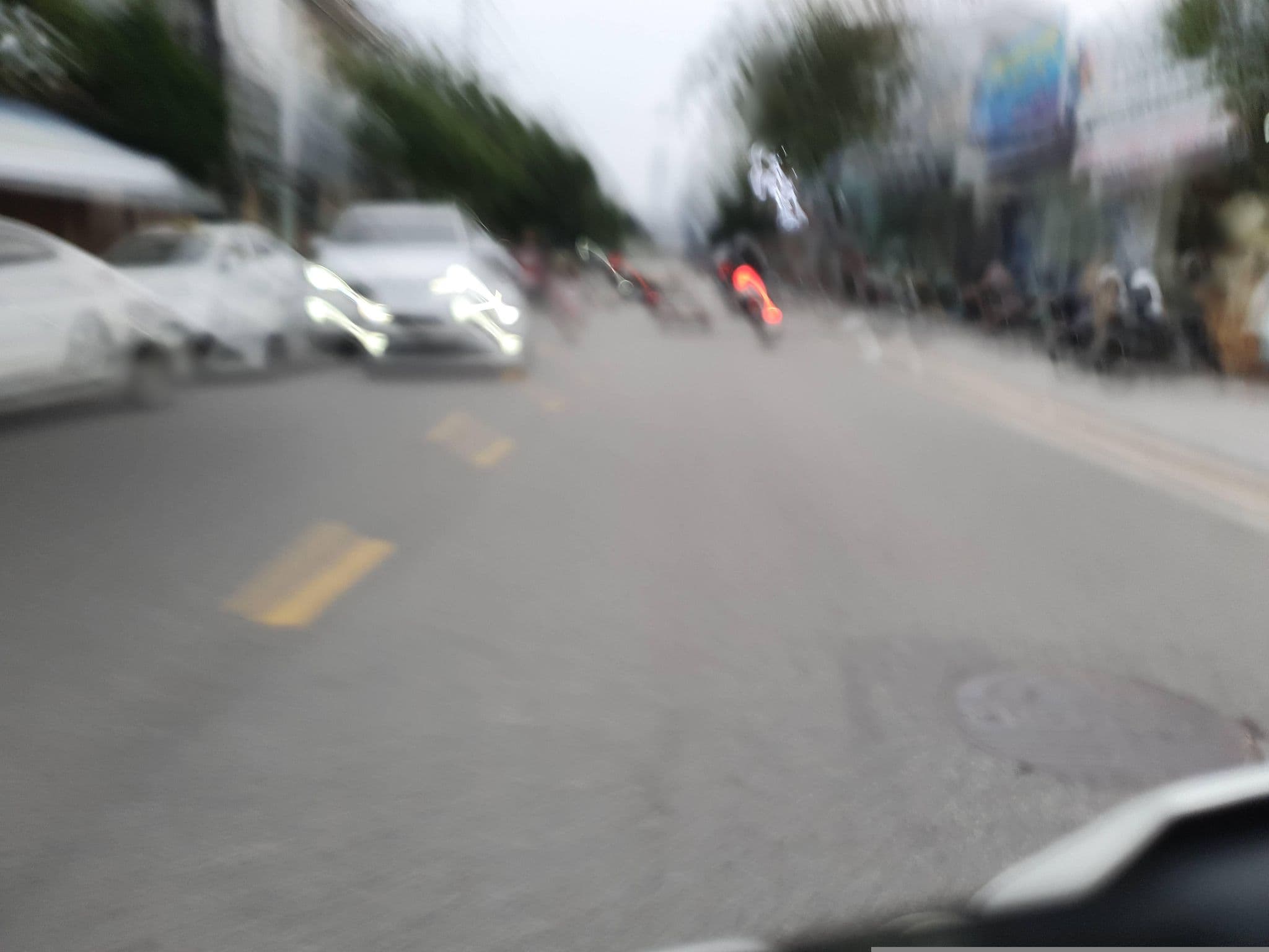 Street view near KS Công đoàn Sông Hương CS 2 79 Nguyễn Sinh Cung, Huế — © russmcd (CC BY-SA · Mapillary)