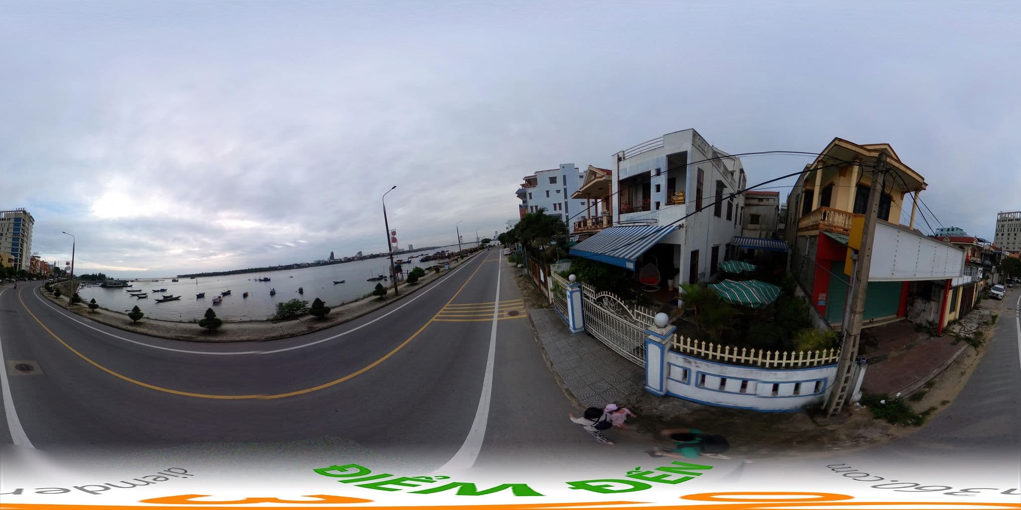 Street view near Riverside Hotel, Đồng Hới — © diemden360 (CC BY-SA · Mapillary)