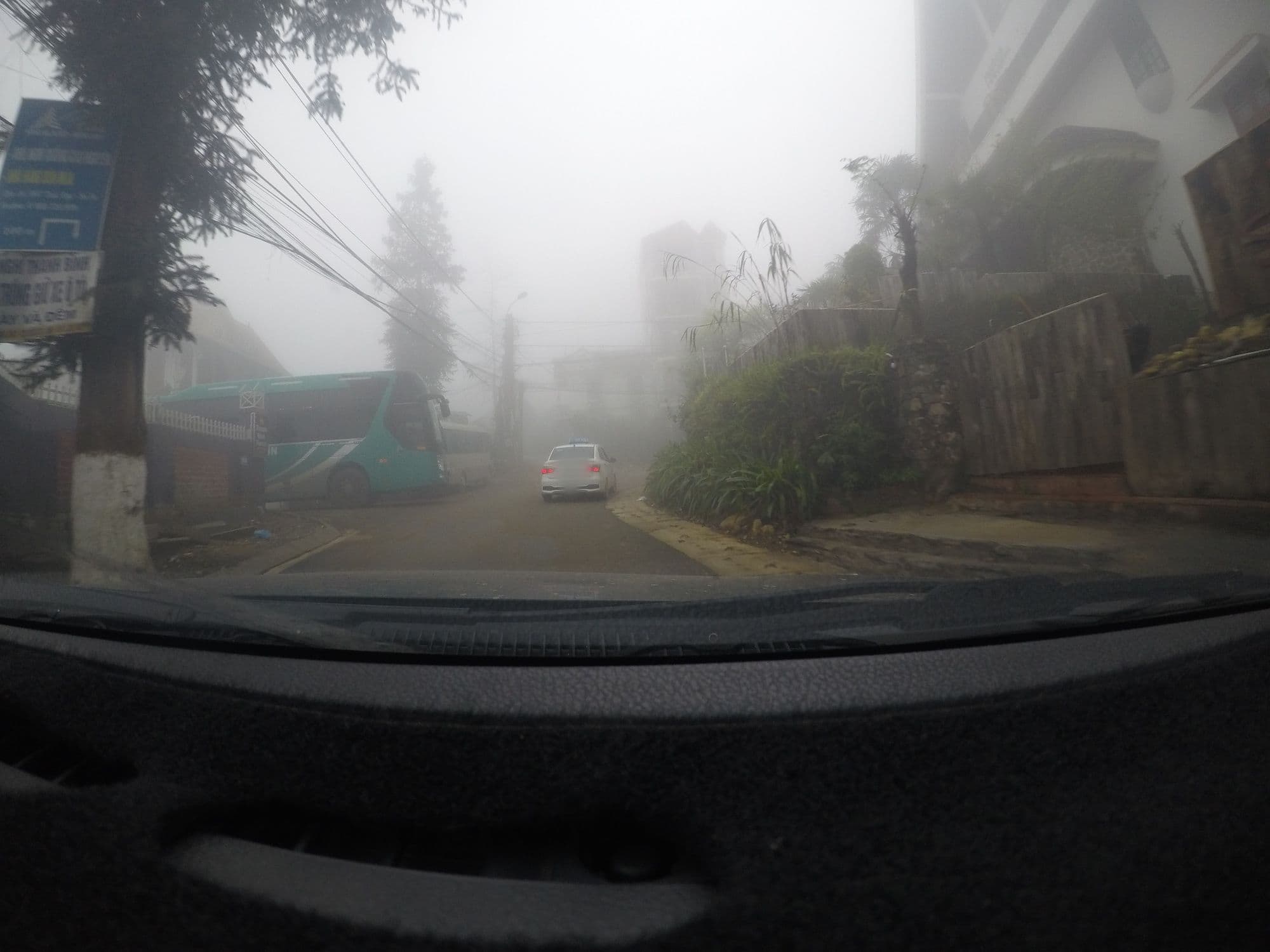 Street view near Thanh Binh Hotel, Sa Pa — © 24dakenlo (CC BY-SA · Mapillary)