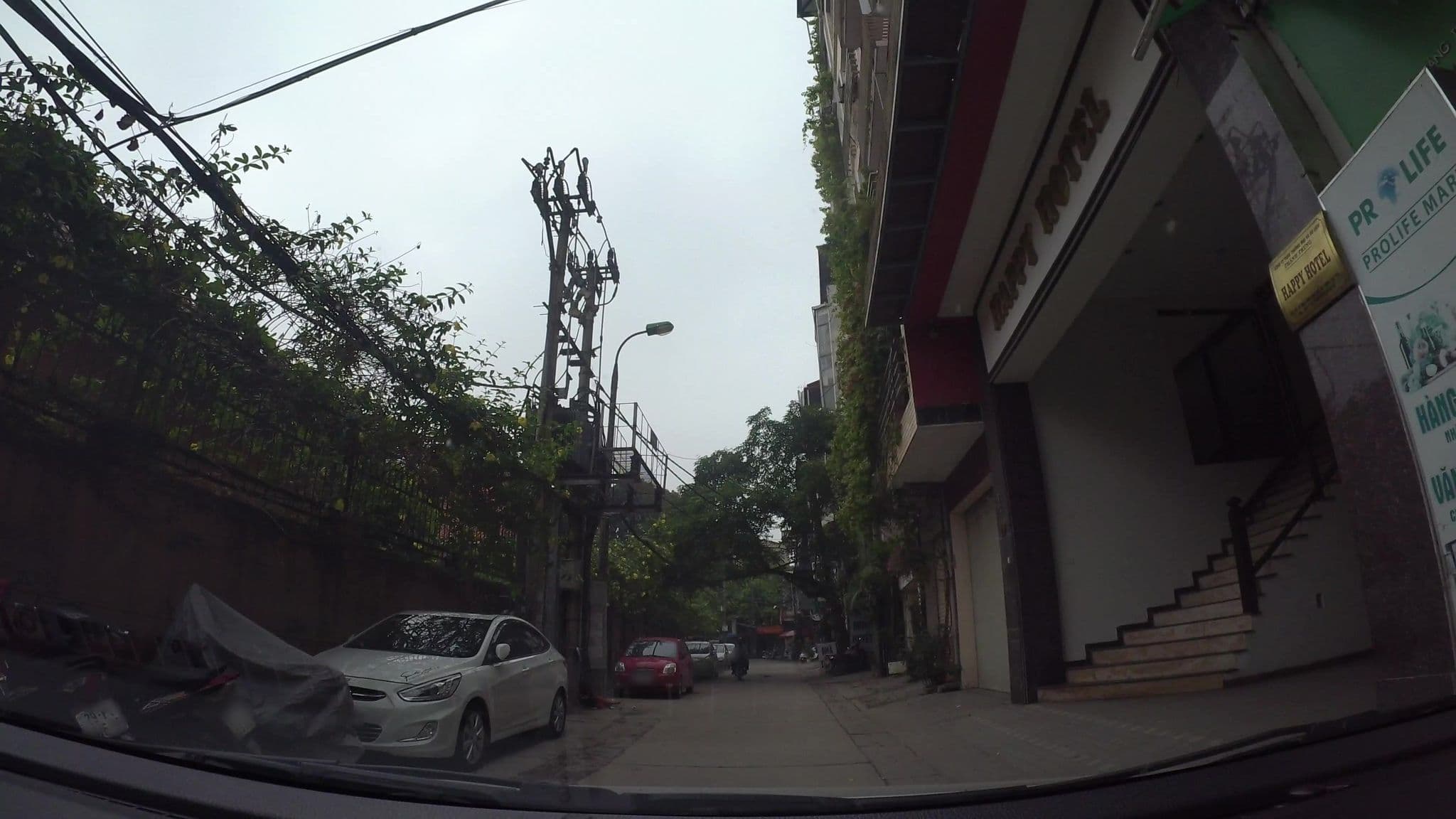 Street view near Happy Hotel, Liễu Giai — © kaartcam (CC BY-SA · Mapillary)