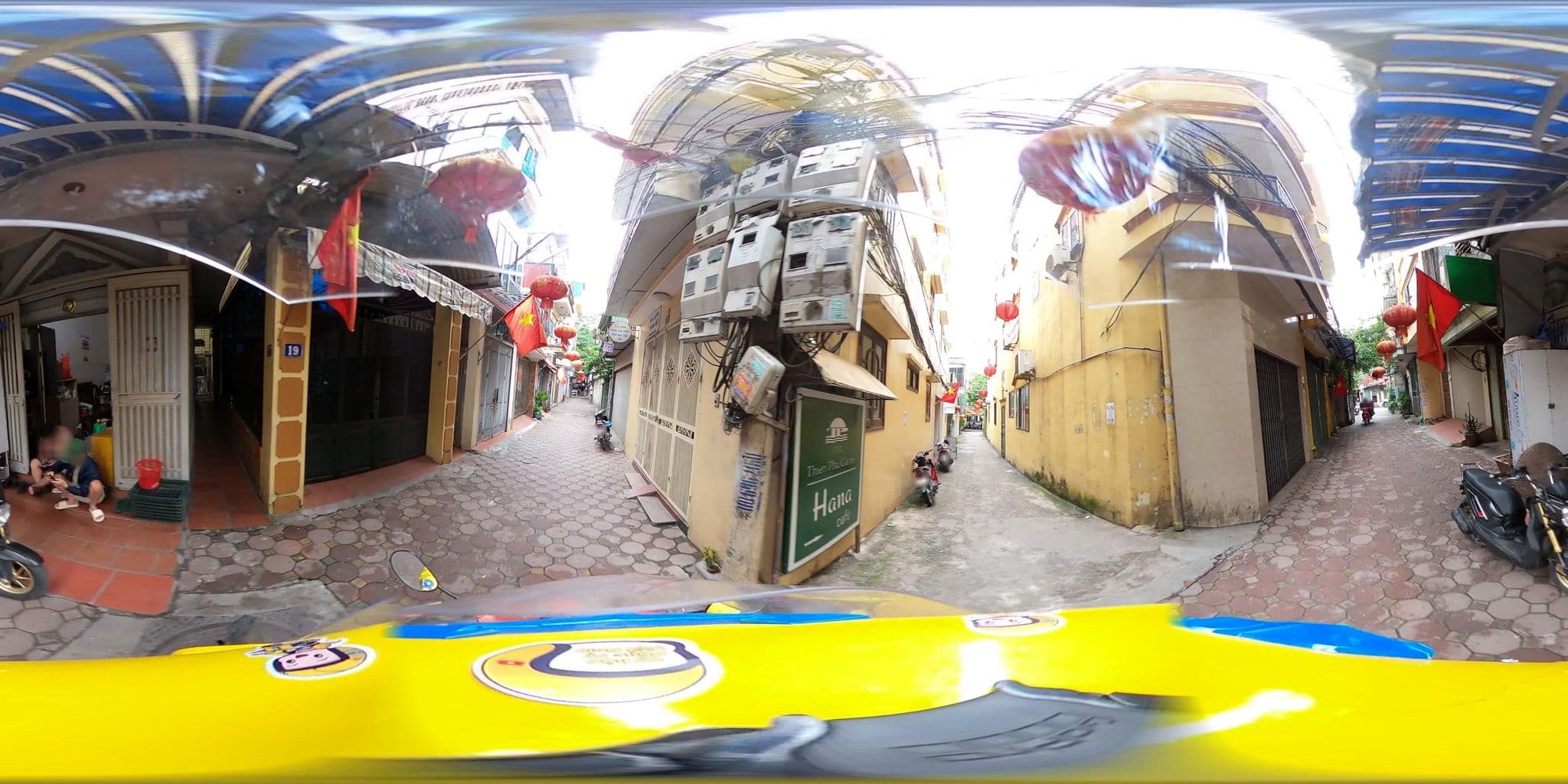Street view near Khách Sạn Vườn Thiên Phú, Hoàn Kiếm — © bemaps2_hn (CC BY-SA · Mapillary)
