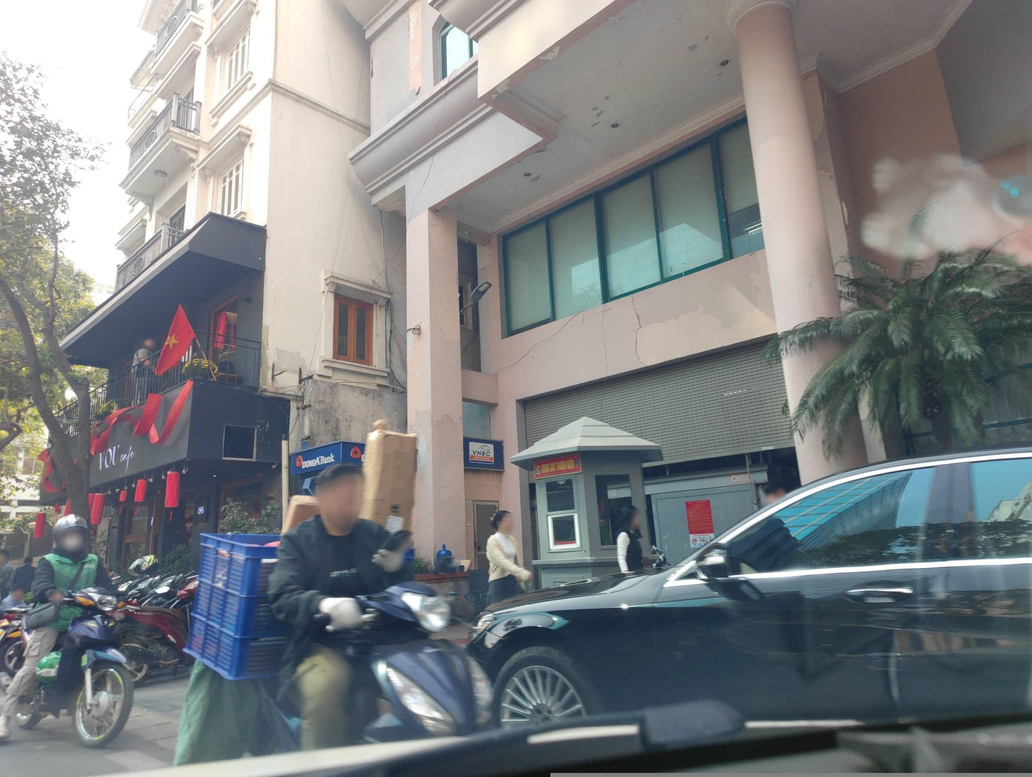 Street view near Grand Cititel Hanoi Hotel, Hoàn Kiếm — © hn_right_1 (CC BY-SA · Mapillary)