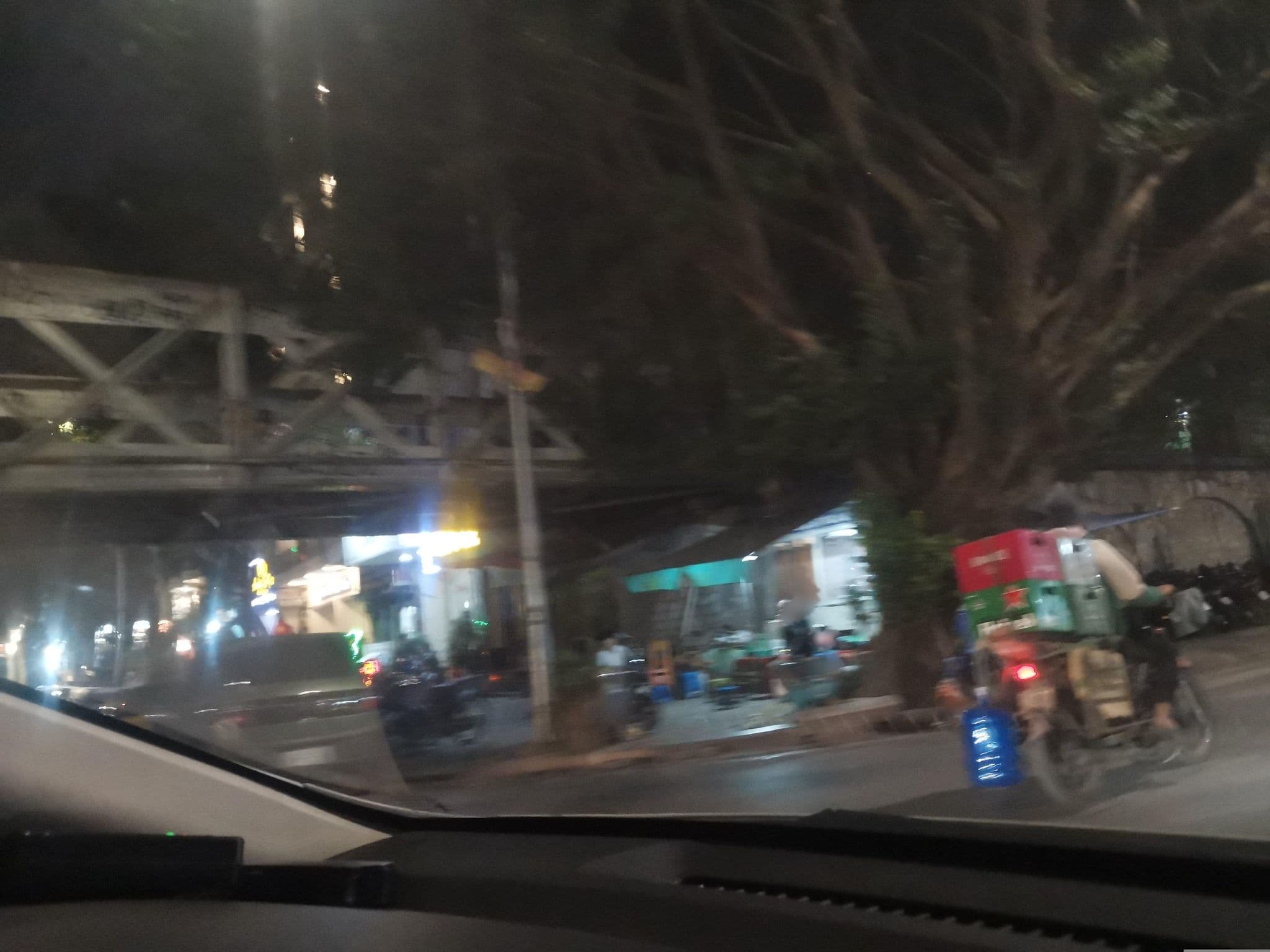Street view near Eco Hotel Hanoi, Hoàn Kiếm — © hn_left_2 (CC BY-SA · Mapillary)