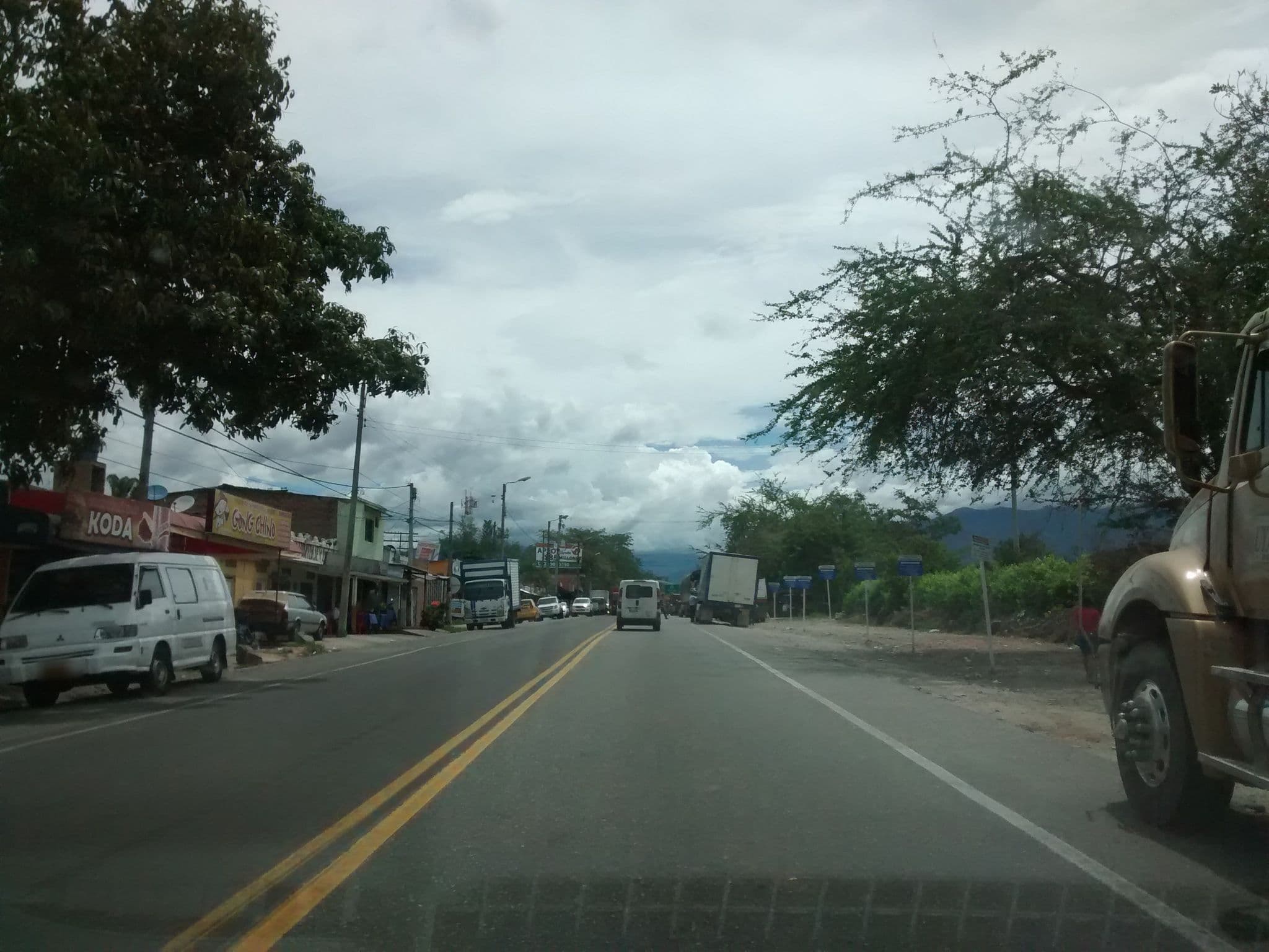 Street view near Hospedaje Los Motoristas, Ibagué — © juanda097 (CC BY-SA · Mapillary)