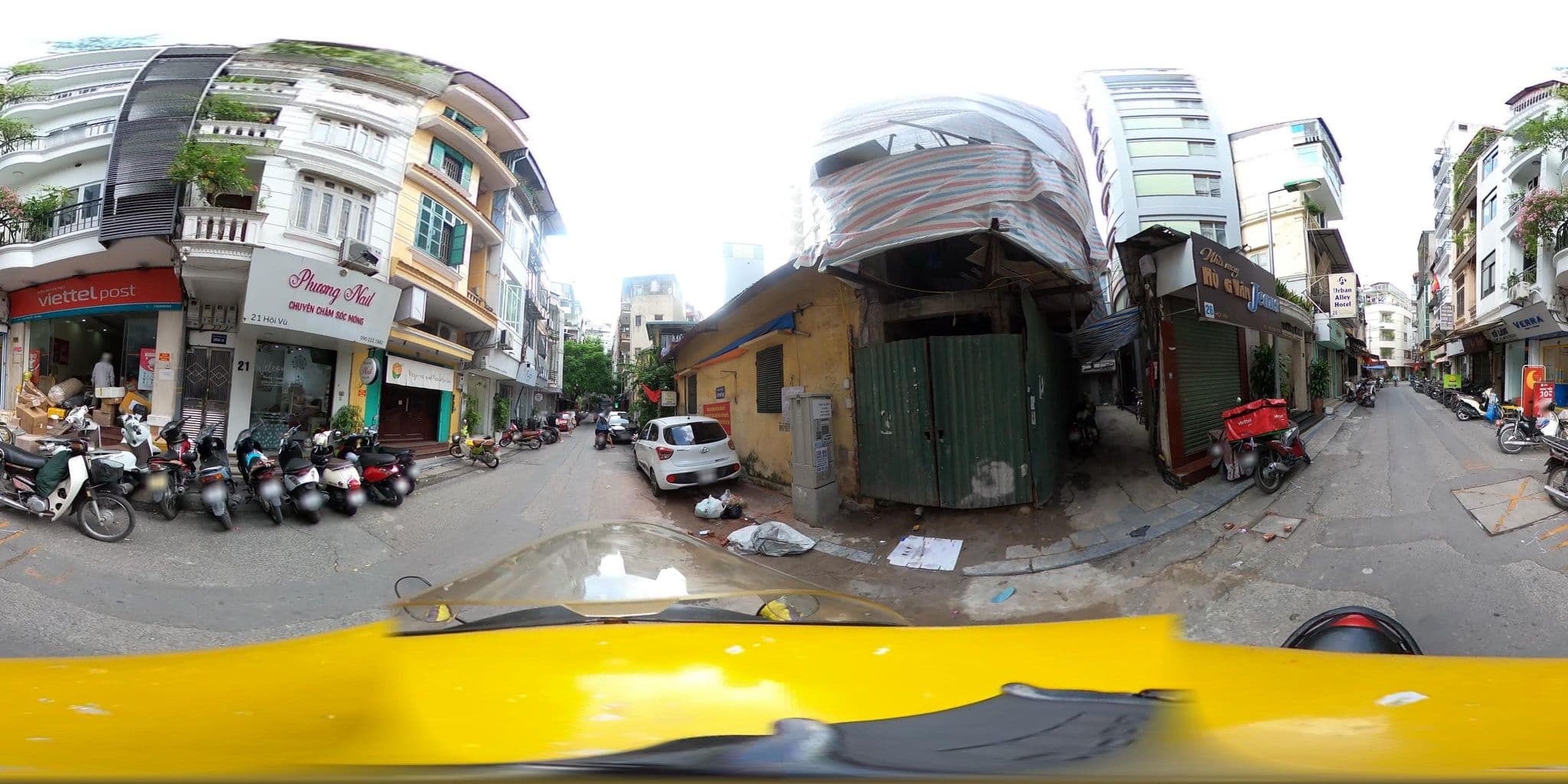 Street view near Grand Hotel, Hoàn Kiếm — © bemaps_hn_kien (CC BY-SA · Mapillary)