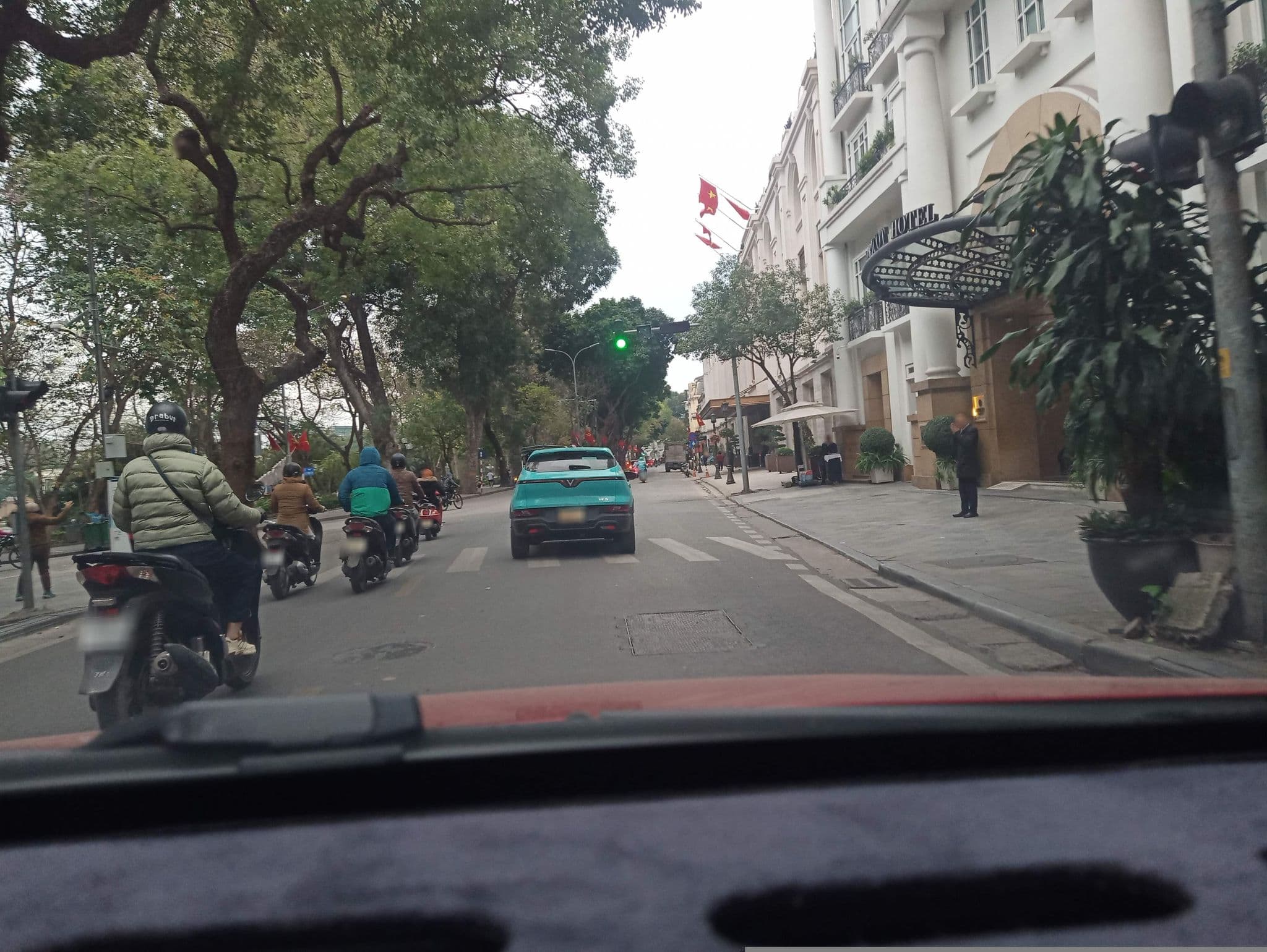 Street view near Apricot Boutique Hotel, Hoàn Kiếm — © hn_front_1 (CC BY-SA · Mapillary)