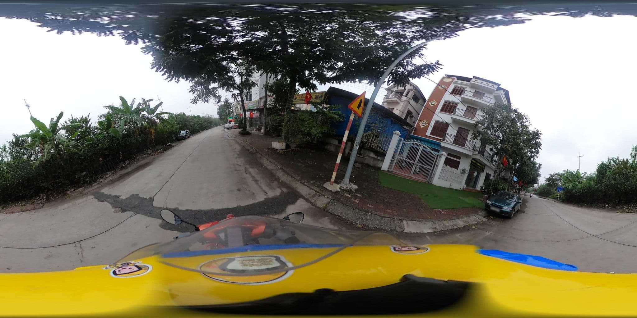 Street view near Hanoi Airport Suites, Sóc Sơn — © bemaps2_hn (CC BY-SA · Mapillary)