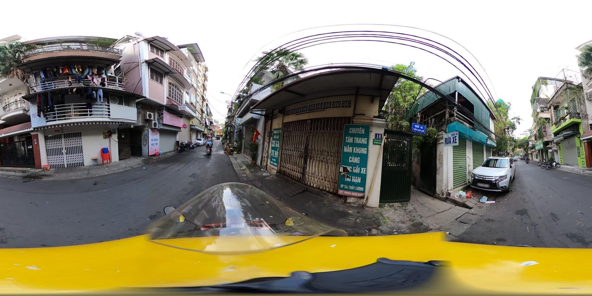 Street view near Hanoi Capital Hotel, Hoàn Kiếm — © bemaps_hn_kien (CC BY-SA · Mapillary)