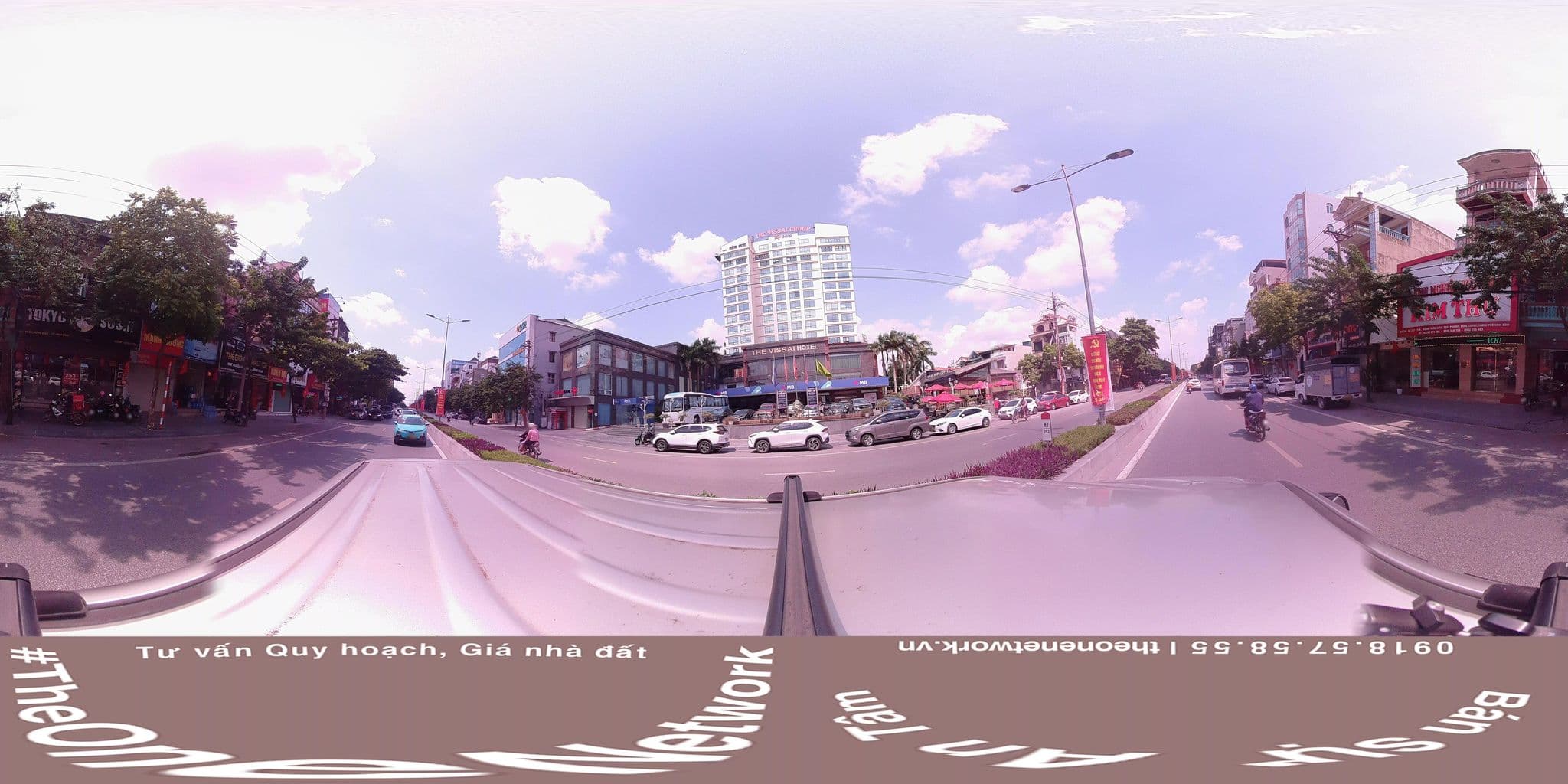 Street view near The Vissai Ninh Binh Hotel, Ninh Bình — © theonenetwork (CC BY-SA · Mapillary)
