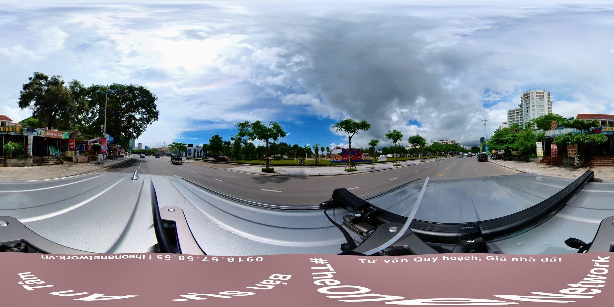 Street view near Trade Unoin Halong Hotel, Hạ Long — © theonenetwork (CC BY-SA · Mapillary)
