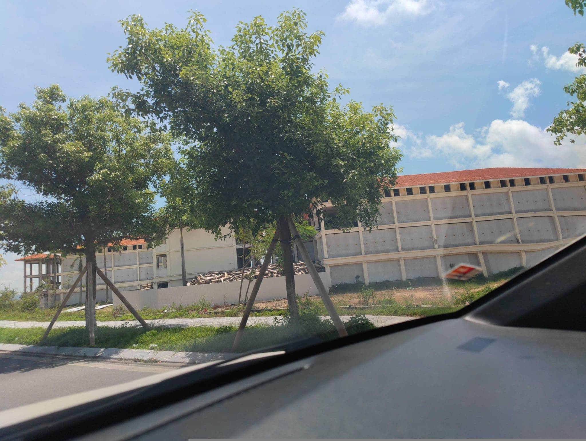 Street view near Sunrise star hotel, Hạ Long — © hn_right_2 (CC BY-SA · Mapillary)