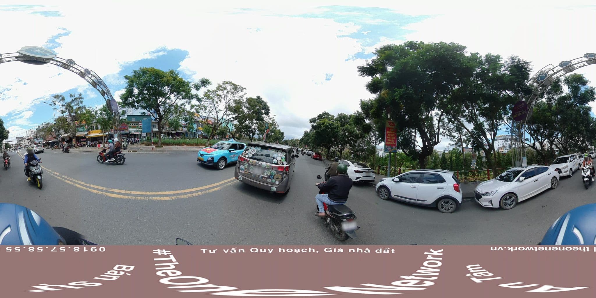 Street view near Nhà Nghĩ Hải Âu, Ðà Lạt — © theonenetwork (CC BY-SA · Mapillary)