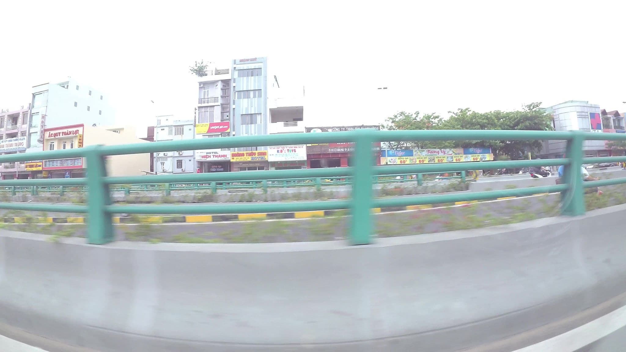 Street view near Hoàng Thuỷ Sinh Hotel, Thanh Khê — © kaartcam (CC BY-SA · Mapillary)
