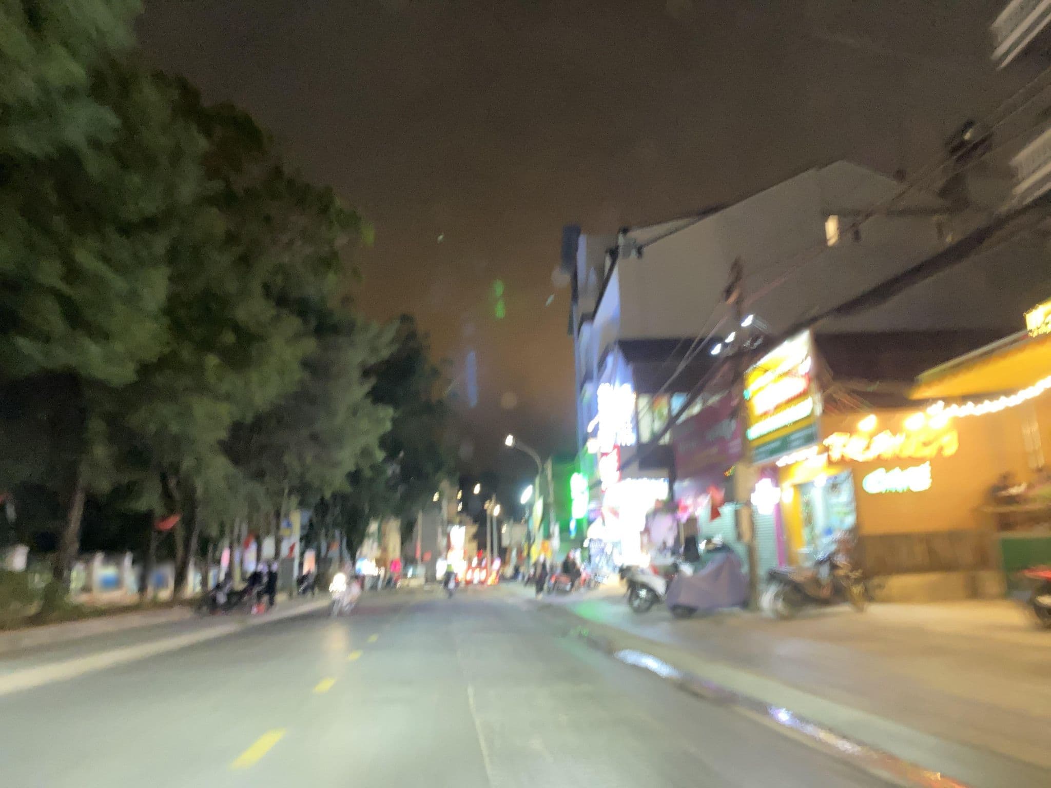 Street view near M.Hotel, Ðà Lạt — © DriveWithHoang (CC BY-SA · Mapillary)