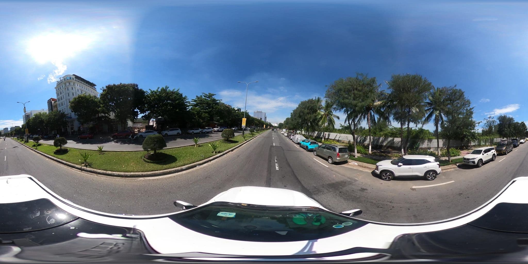 Street view near Oceanview Hotel, Da Nang — © congduy (CC BY-SA · Mapillary)
