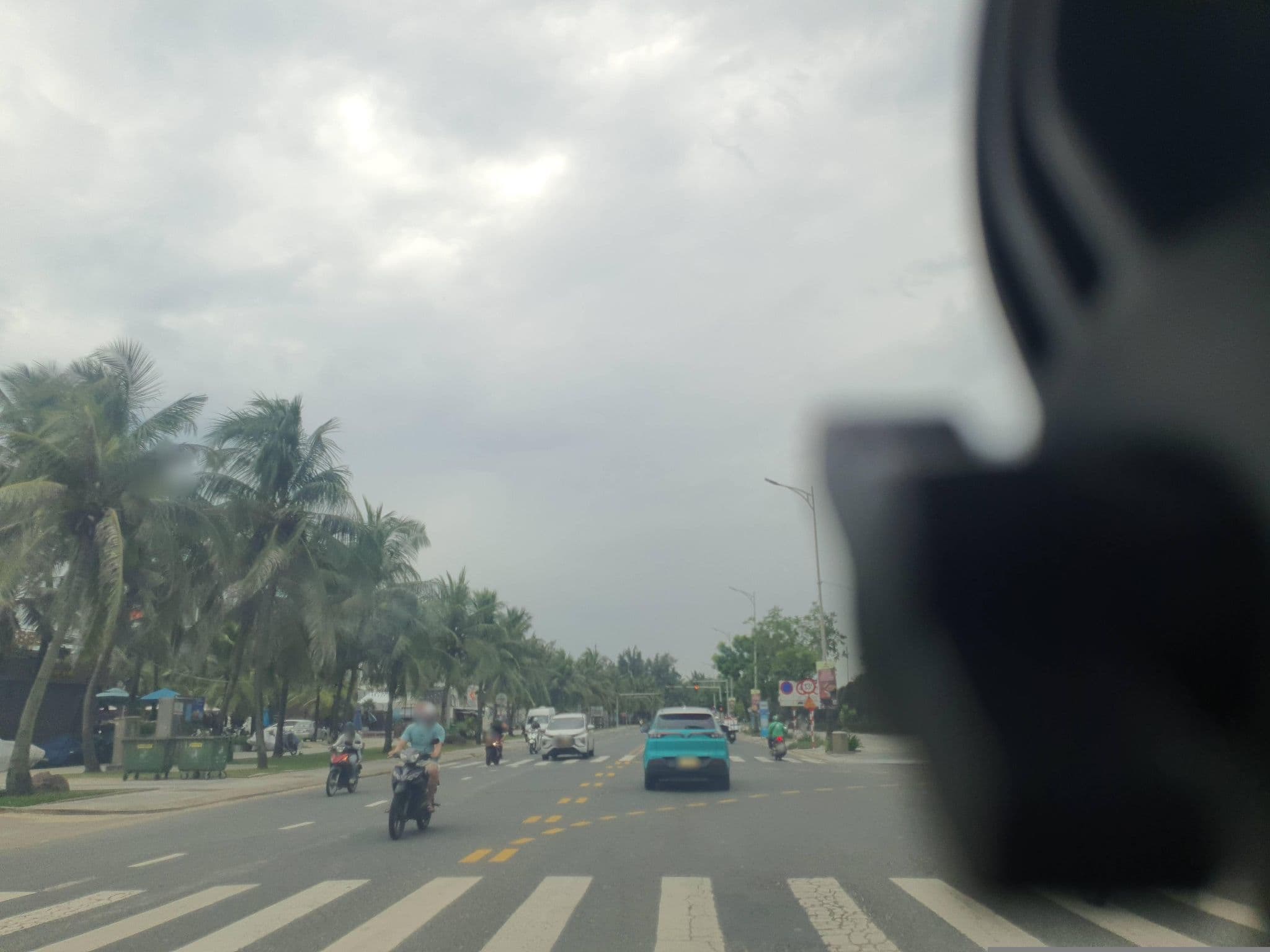 Street view near Adamo Hotel, Sơn Trà — © congduy (CC BY-SA · Mapillary)