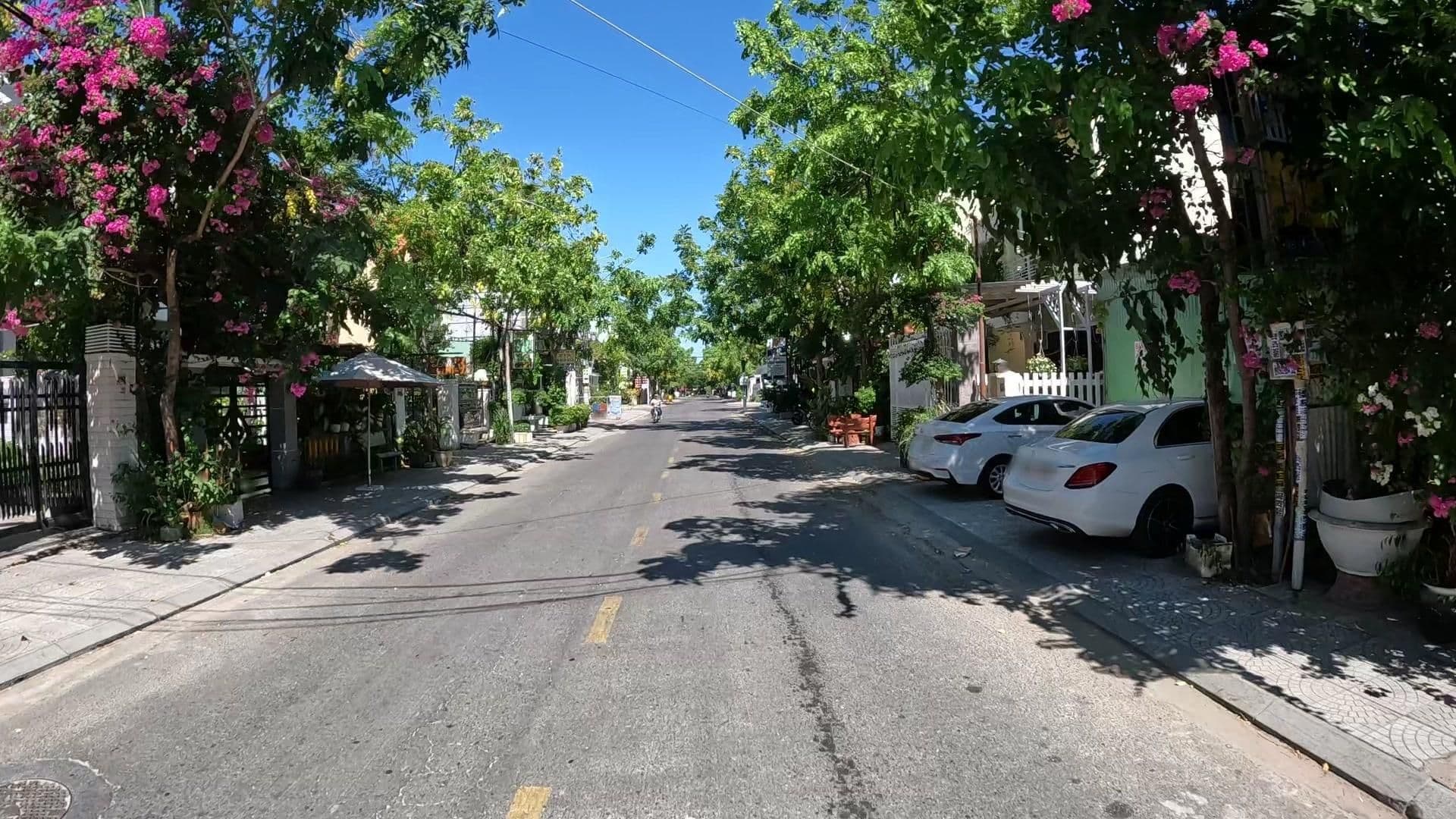 Street view near Green Garden homestay, Hoi An — © lucomsky (CC BY-SA · Mapillary)
