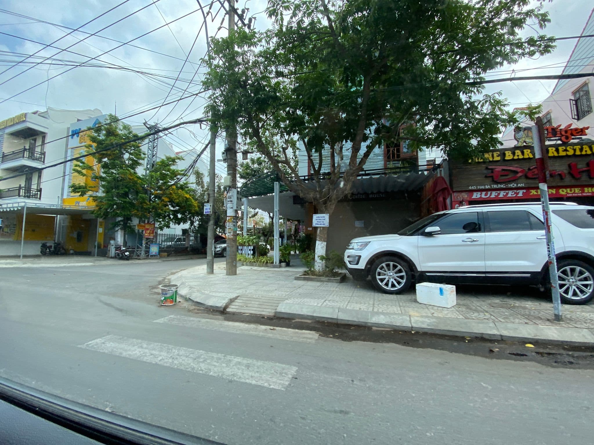Street view near Thien Tan Homestay, Hoi An — © wizerok (CC BY-SA · Mapillary)