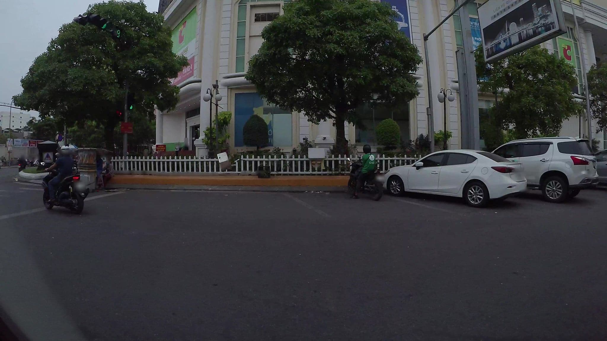 Street view near Vinh Trung Apartment & Hotel, Da Nang — © kaartcam (CC BY-SA · Mapillary)