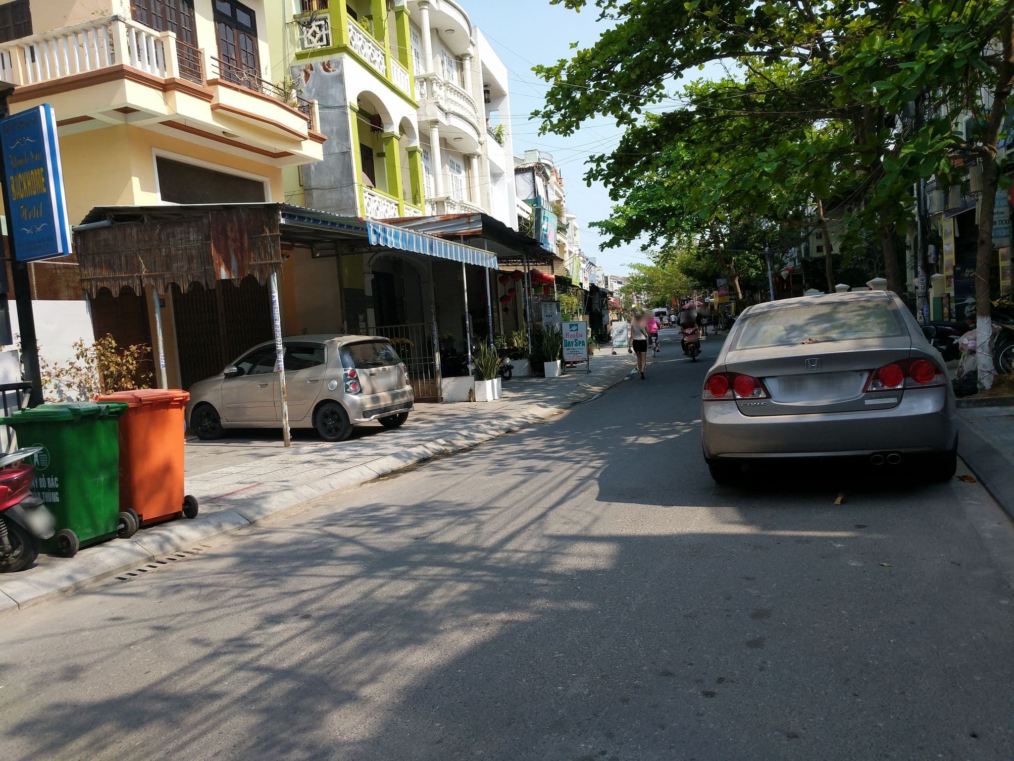 Street view near Phuong Dong Hotel, Hoi An — © davidbdean (CC BY-SA · Mapillary)