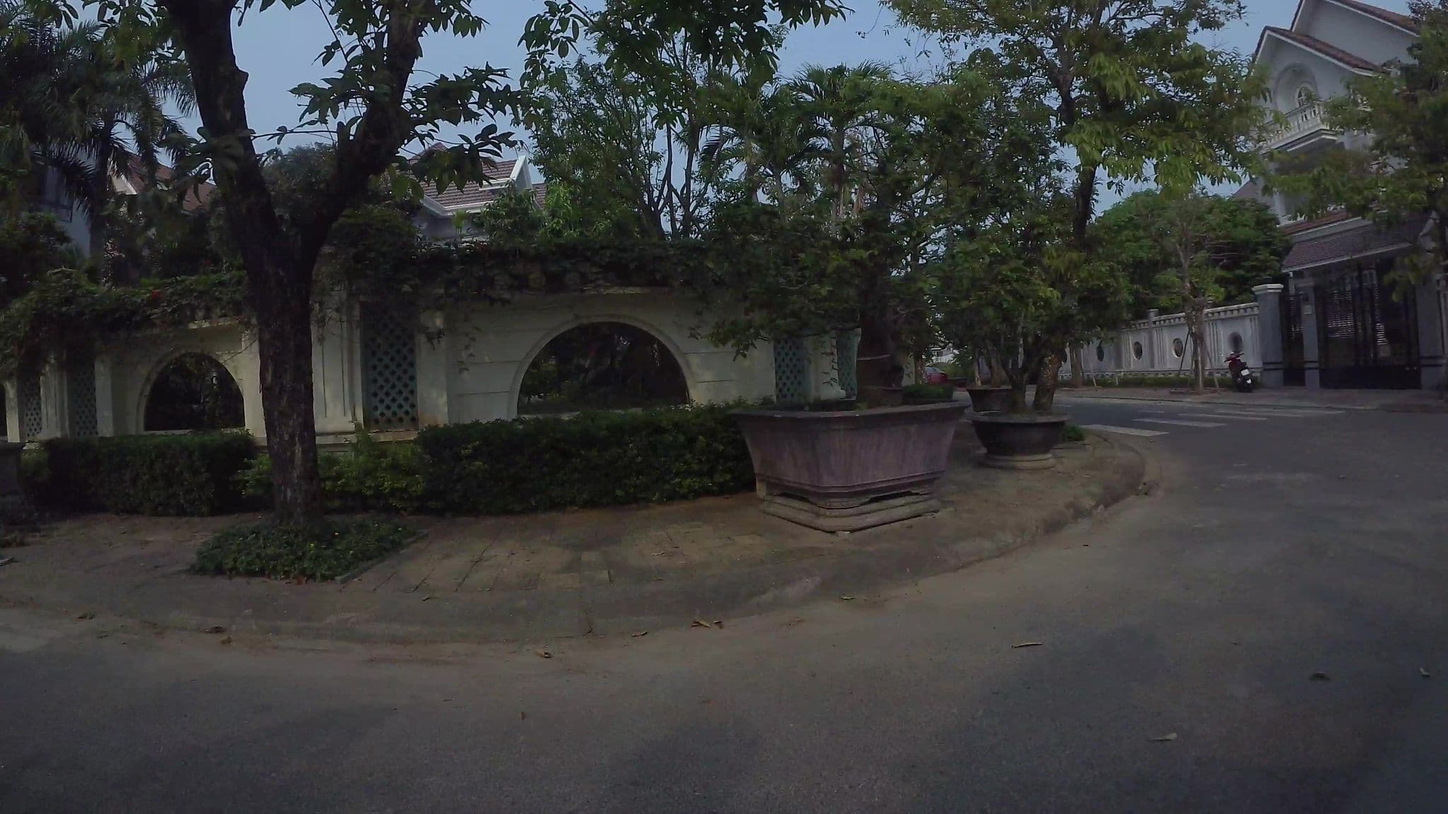 Street view near Water Lily Villa, Sơn Trà — © kaartcam (CC BY-SA · Mapillary)