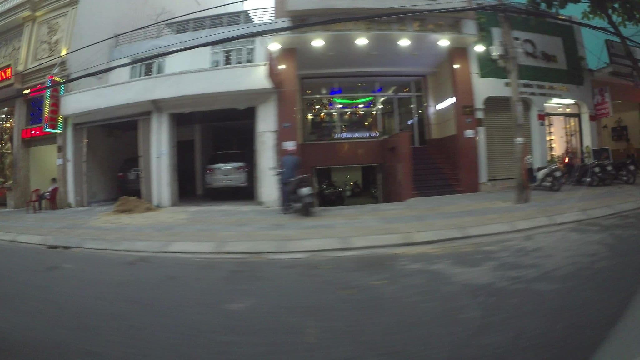 Street view near Thuan Anh Hotel, Da Nang — © kaartcam (CC BY-SA · Mapillary)