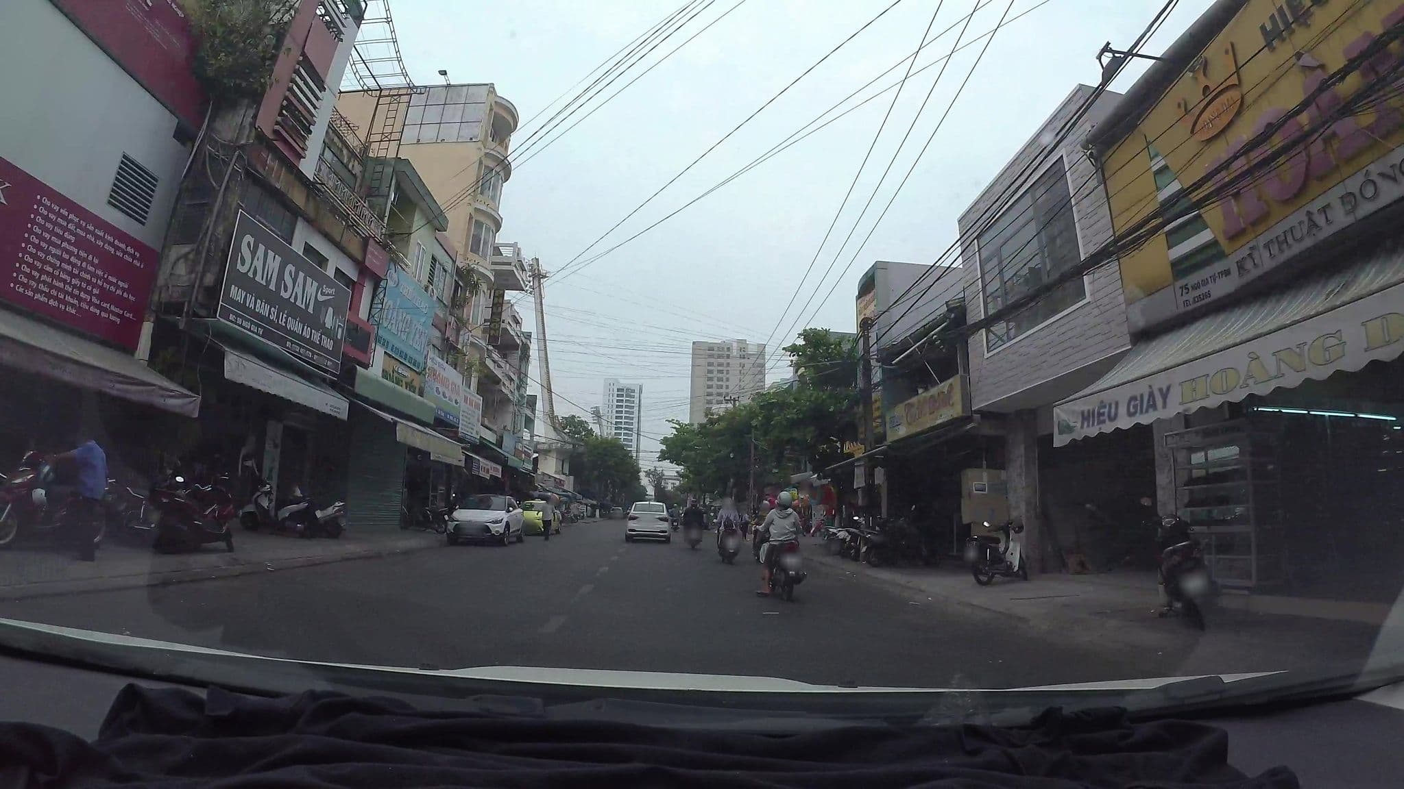 Street view near Phú Sơn, Da Nang — © kaartcam (CC BY-SA · Mapillary)