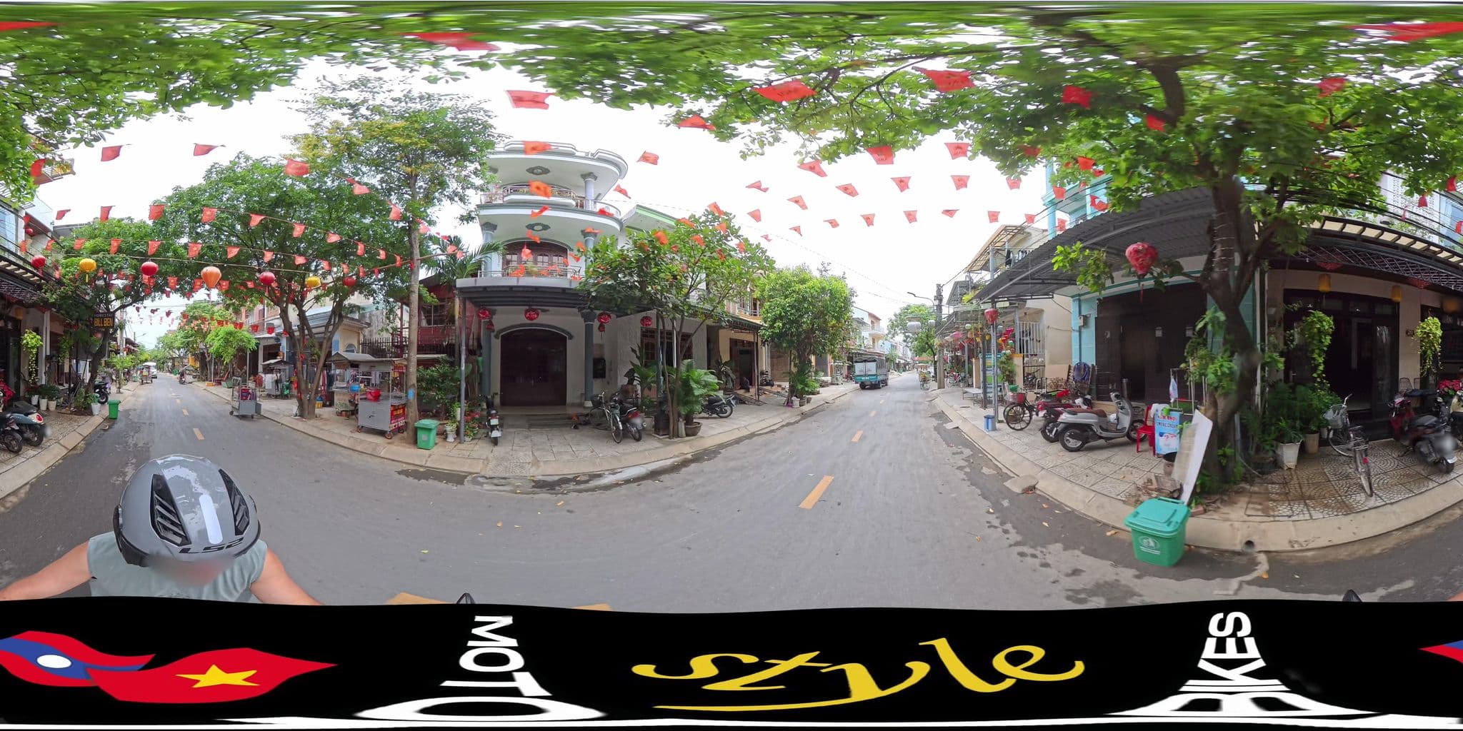 Street view near A Tran Hotel, Hoi An — © DaniW42 (CC BY-SA · Mapillary)