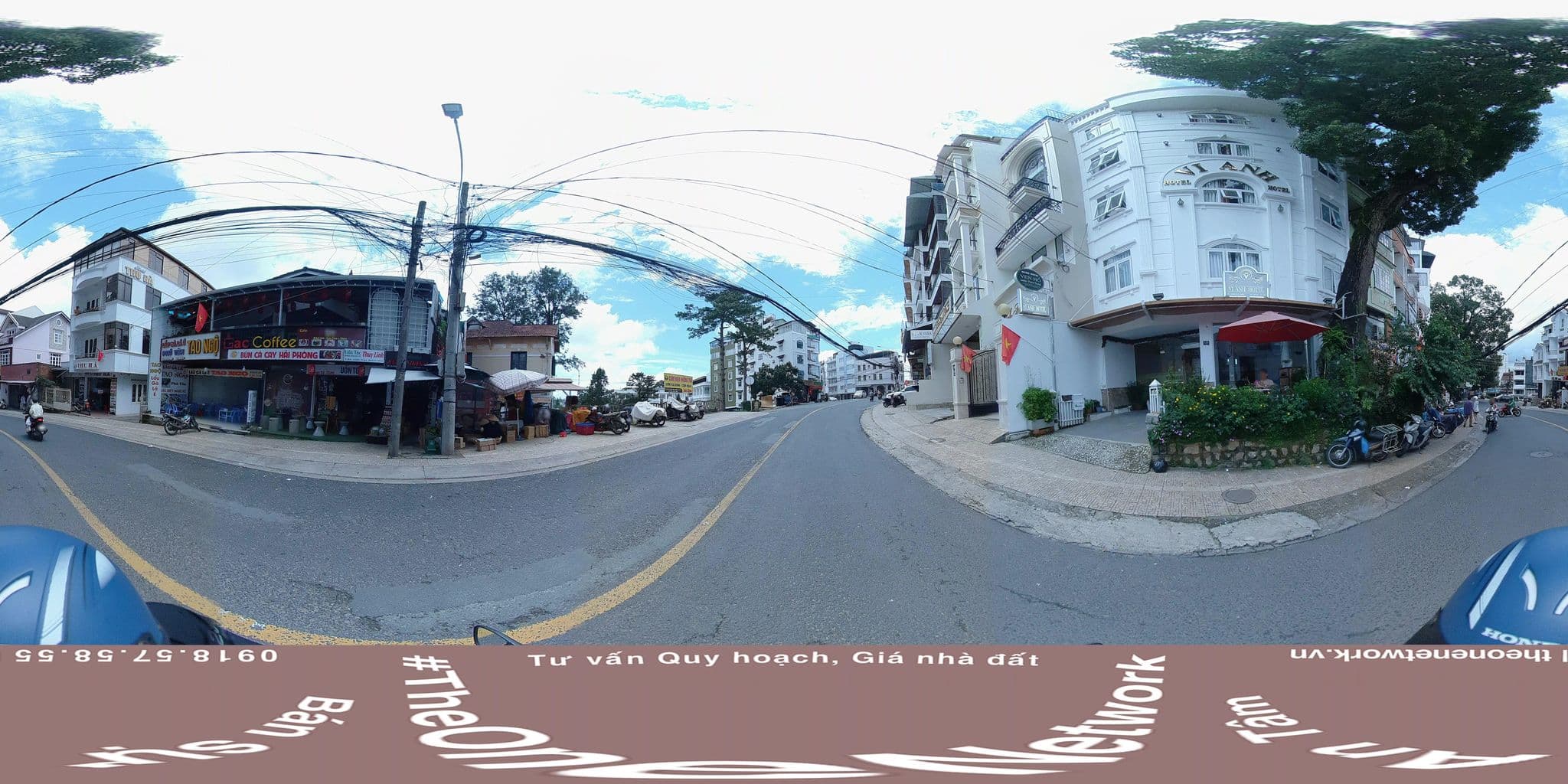 Street view near Lake View Hotel, Ðà Lạt — © theonenetwork (CC BY-SA · Mapillary)
