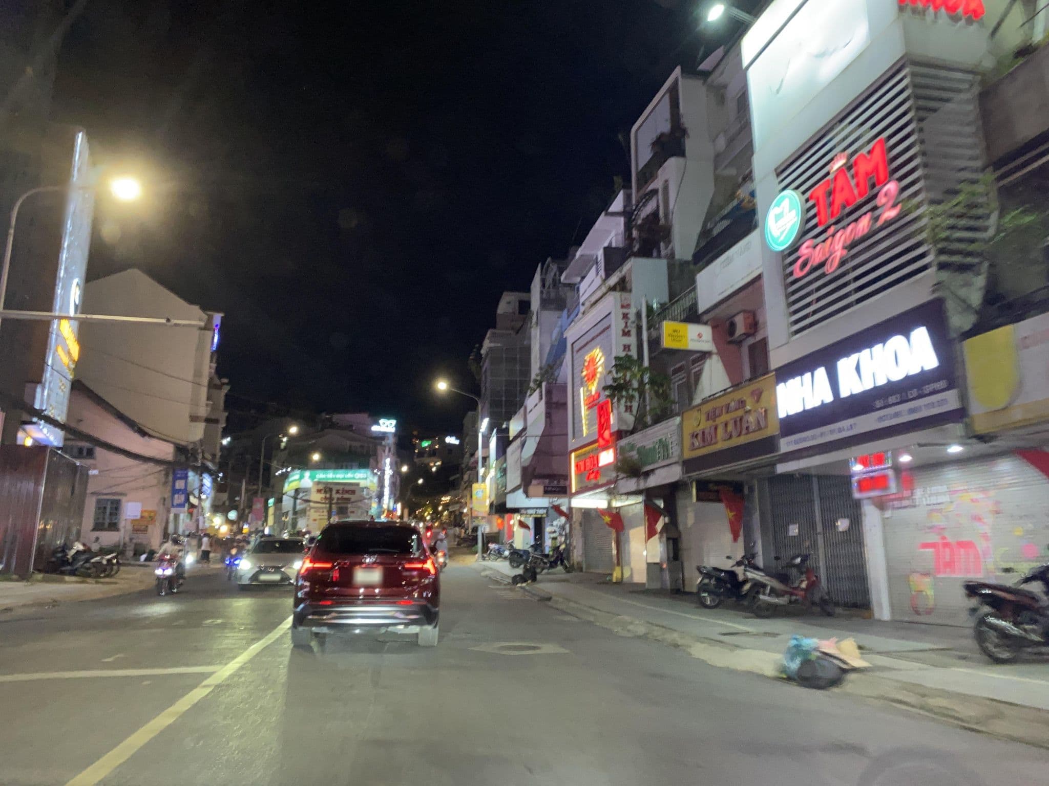 Street view near Hotel P&K, Ðà Lạt — © DriveWithHoang (CC BY-SA · Mapillary)