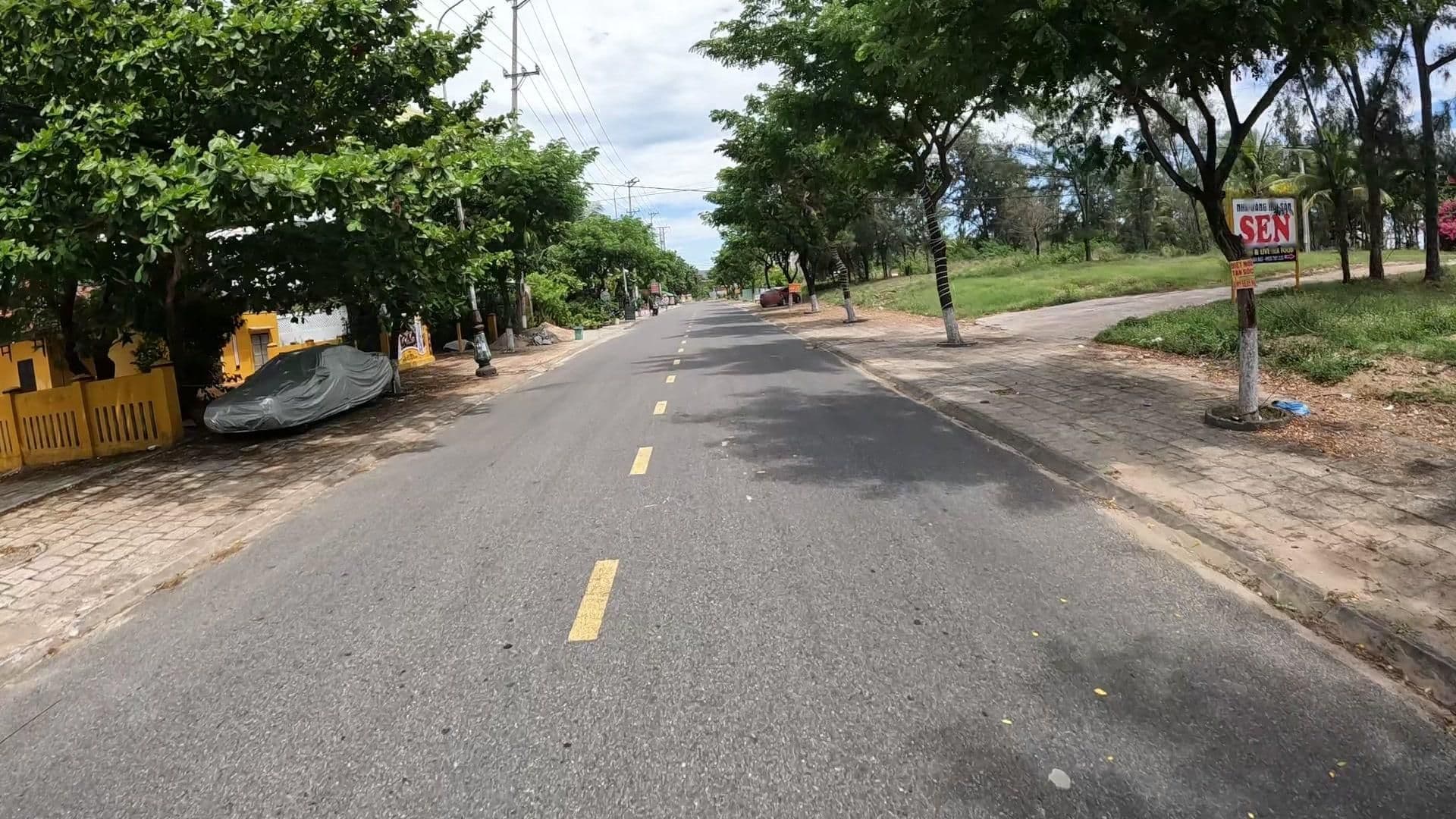 Street view near Sea Star Homestay, Tra Que Vegetable Village — © lucomsky (CC BY-SA · Mapillary)