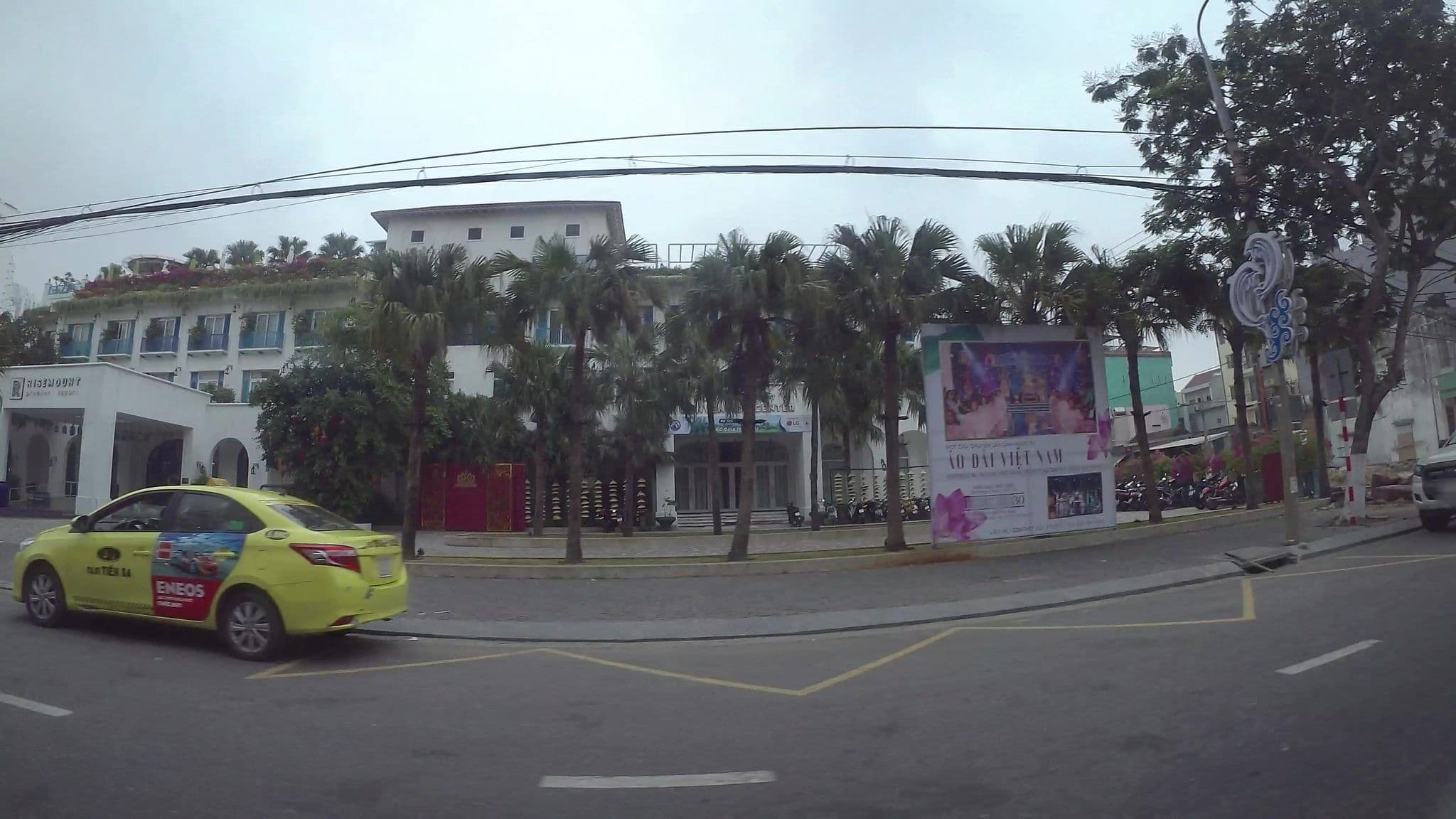 Street view near Titan Hotel, Sơn Trà — © kaartcam (CC BY-SA · Mapillary)