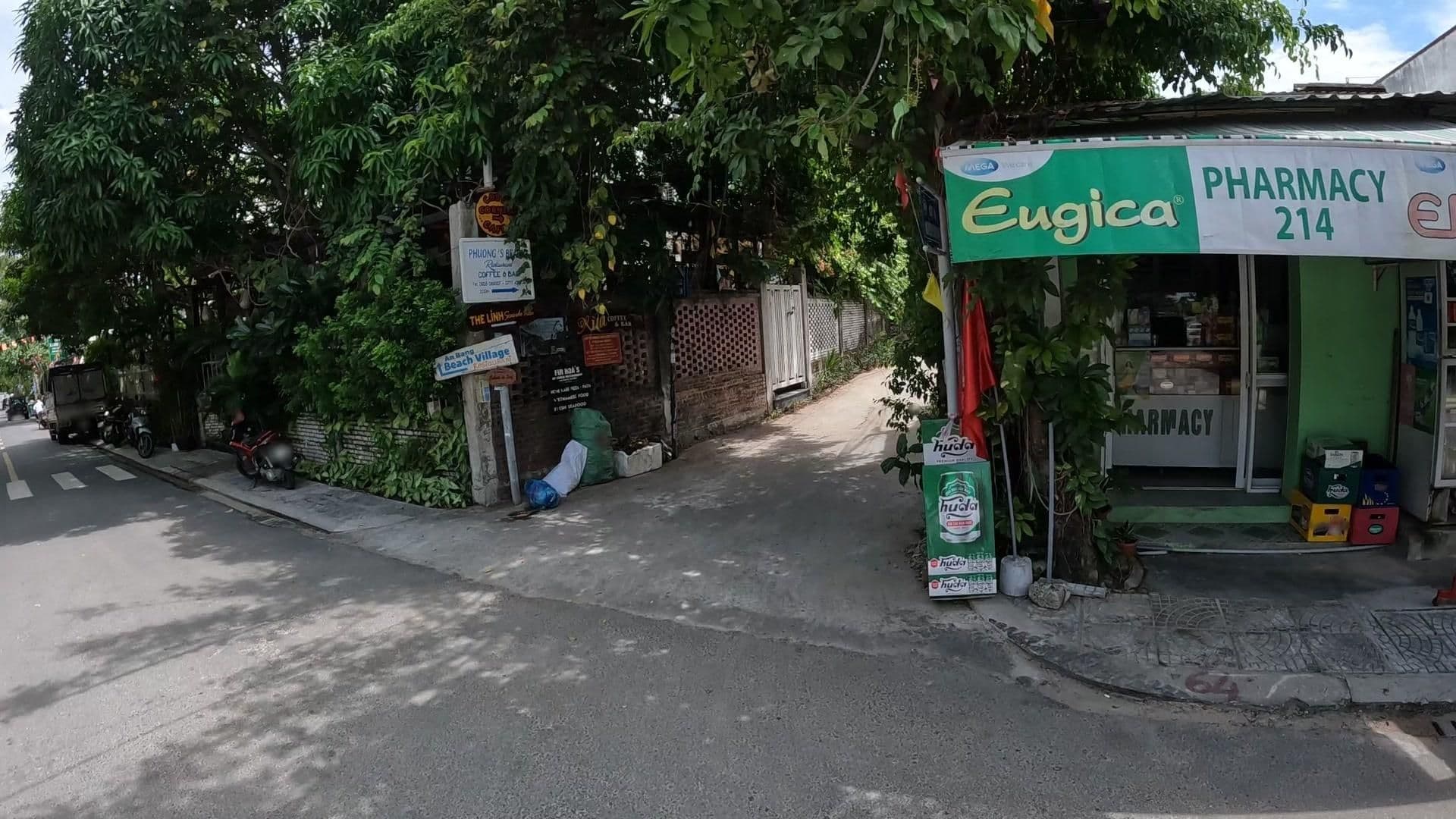 Street view near Shala Villa An Bằng Beach, Tra Que Vegetable Village — © lucomsky (CC BY-SA · Mapillary)