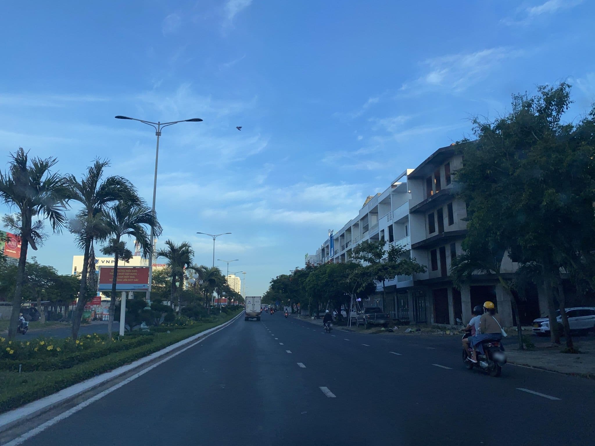 Street view near Joy House, Tuy Hòa — © DriveWithHoang (CC BY-SA · Mapillary)