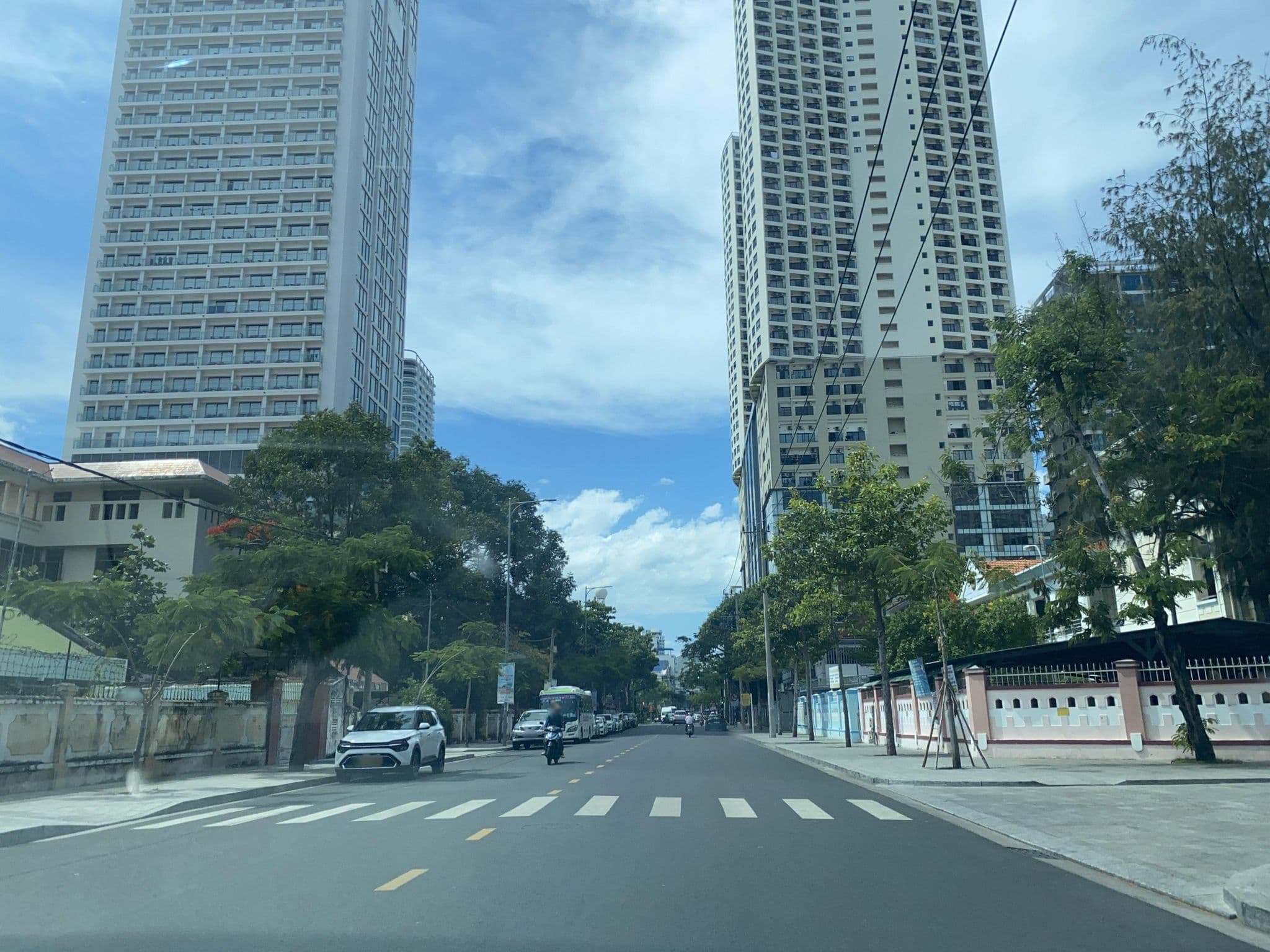 Street view near Diamond Bay, Nha Trang — © DriveWithHoang (CC BY-SA · Mapillary)