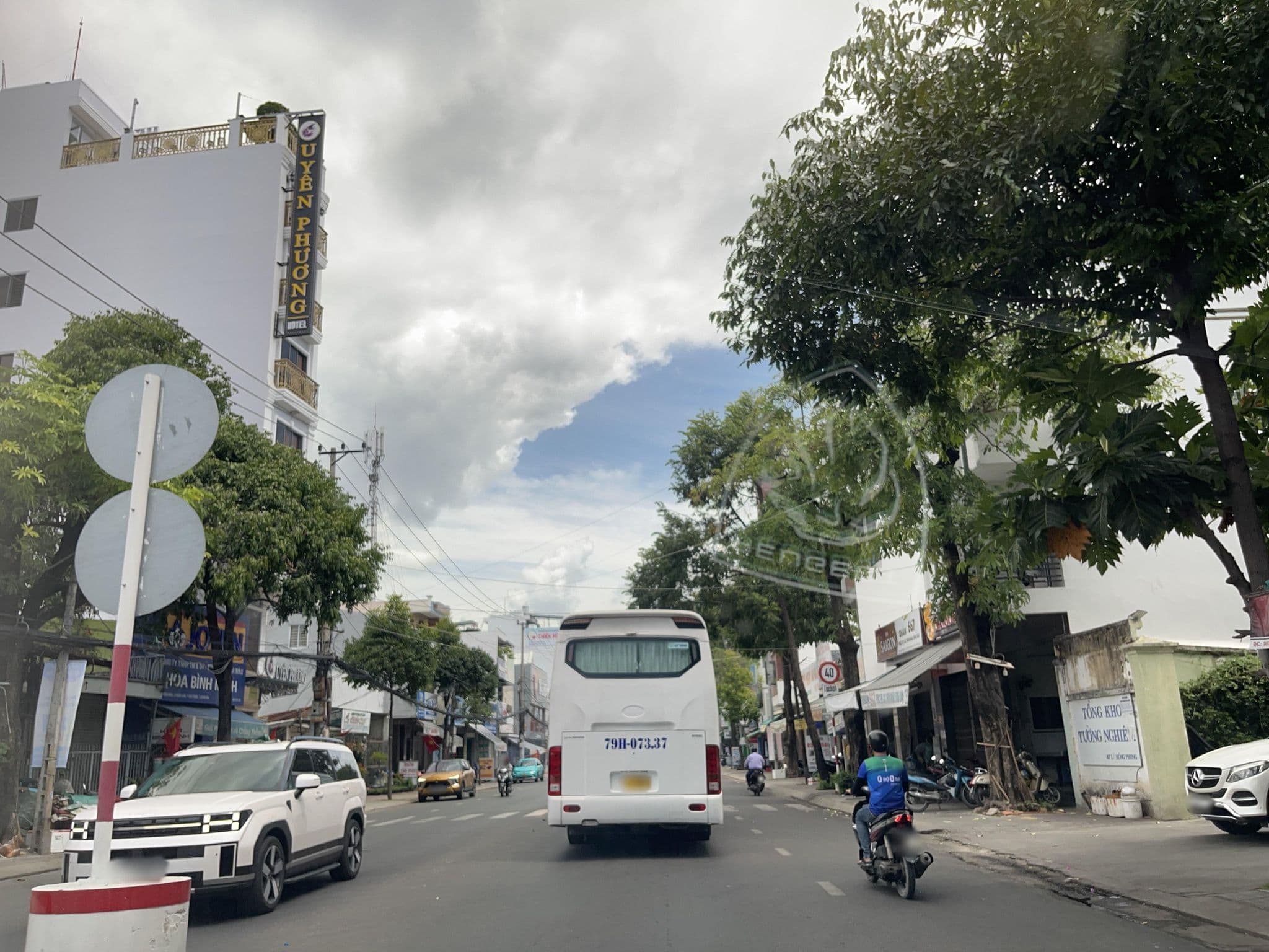 Street view near tingtOOng Home Everywhere, Nha Trang — © DriveWithHoang (CC BY-SA · Mapillary)
