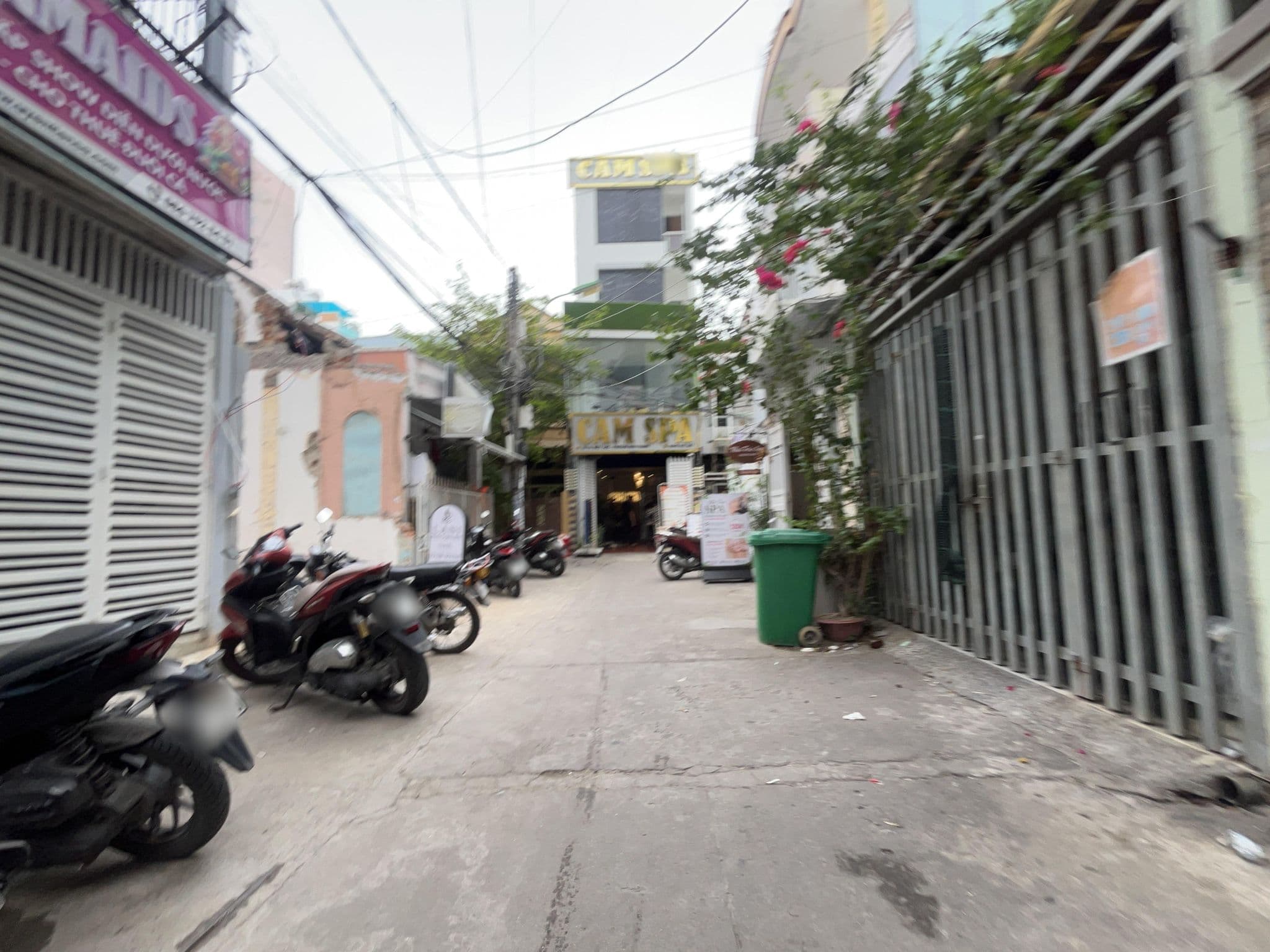 Street view near Bao Khanh Guesthouse, Nha Trang — © ruslan_fat (CC BY-SA · Mapillary)