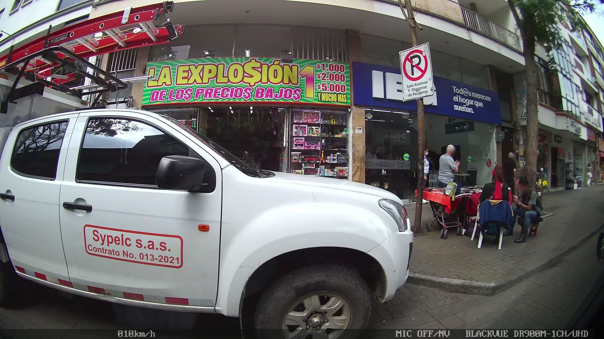 Street view near Hotel El Lago 1, Pereira — © kaart_2 (CC BY-SA · Mapillary)
