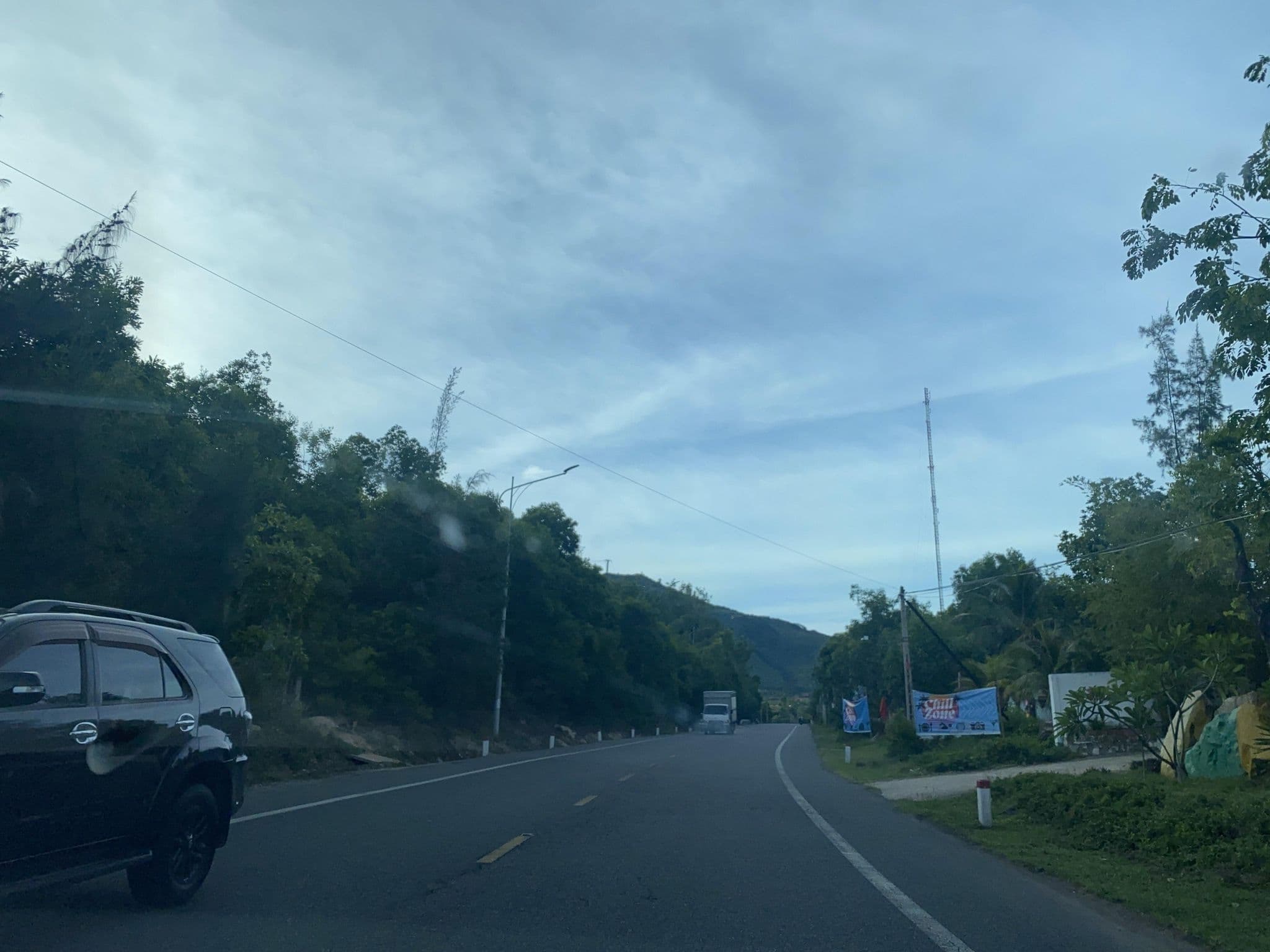 Street view near rubeach, Qui Nhon — © DriveWithHoang (CC BY-SA · Mapillary)