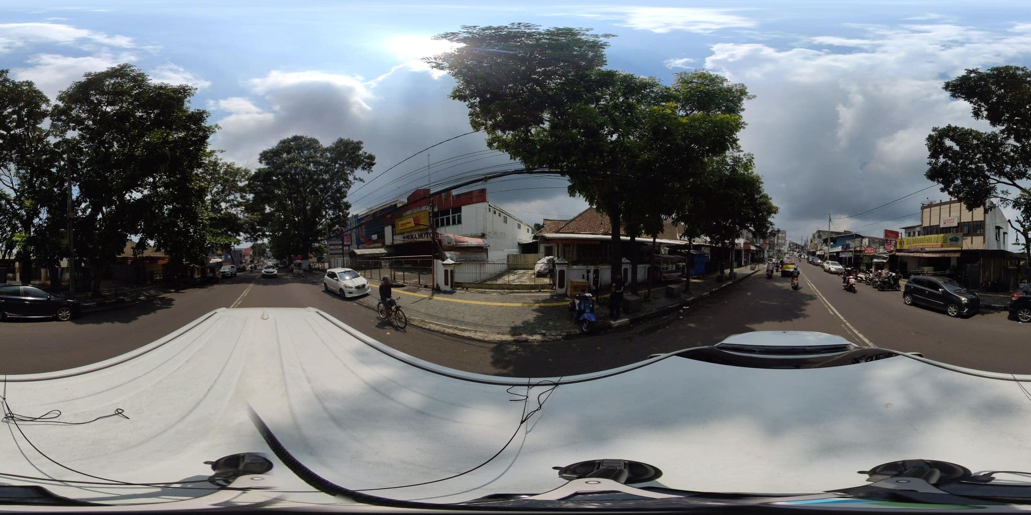 Street view near Variesta Hotel, Sukabumi — © danbjoseph (CC BY-SA · Mapillary)