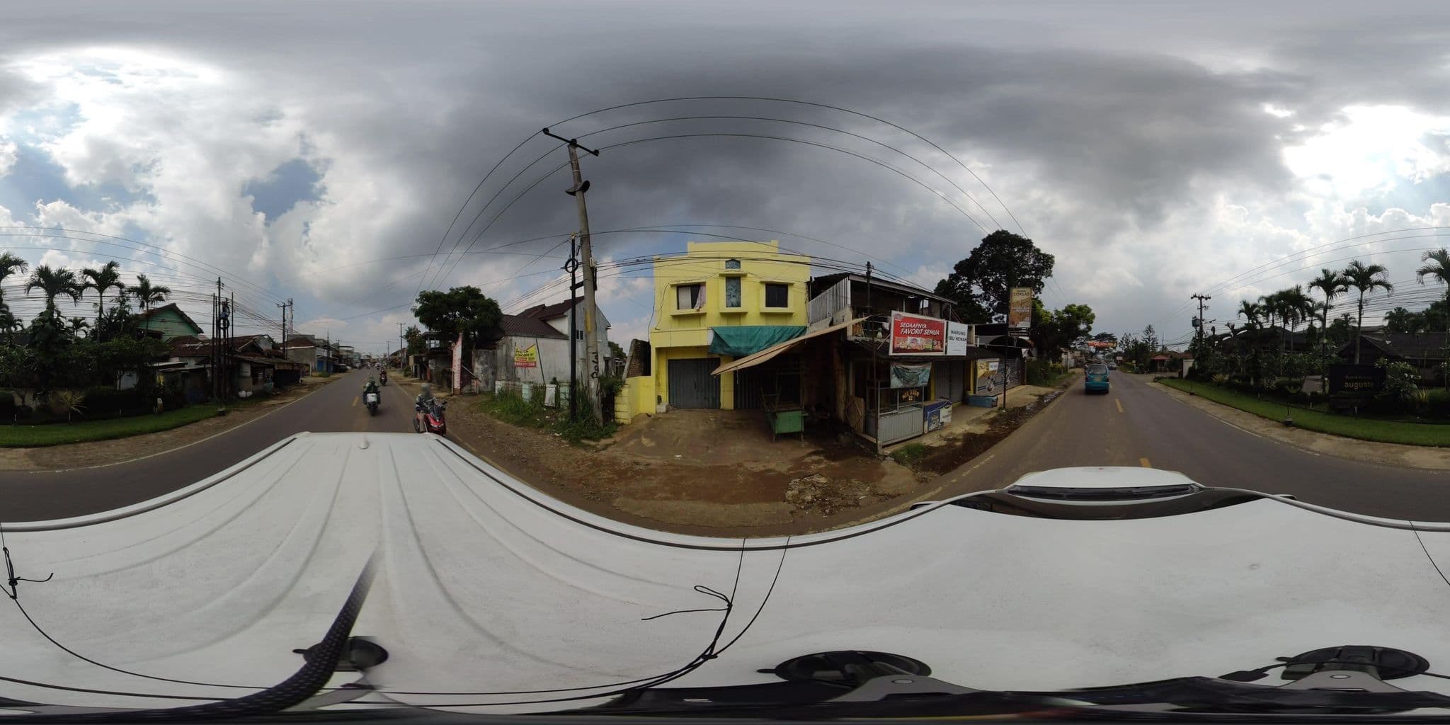 Street view near Augusta. Hotel & Resto, Sukabumi — © danbjoseph (CC BY-SA · Mapillary)