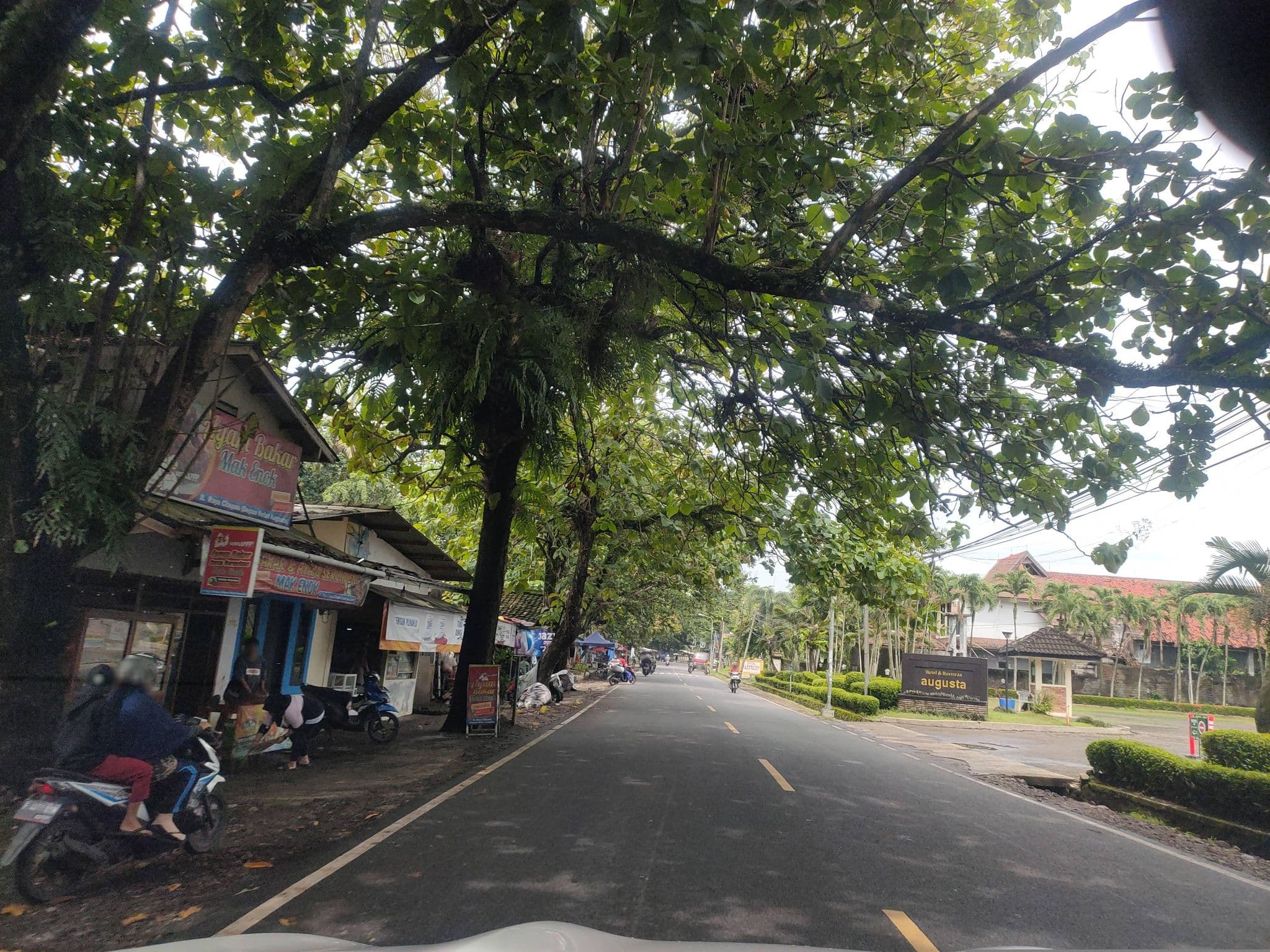 Street view near New Marta Indah, Pelabuhanratu — © Kaart_Local (CC BY-SA · Mapillary)