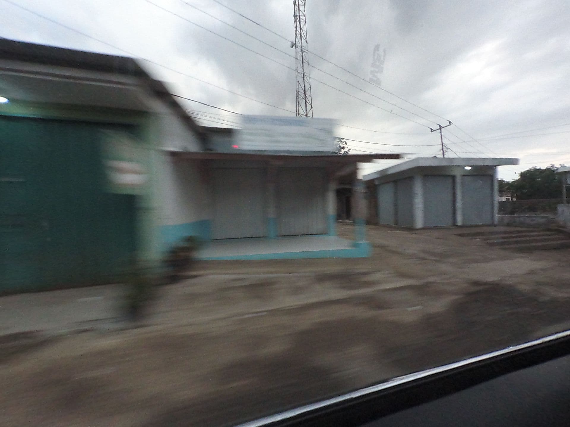 Street view near Ujung genteng, Pelabuhanratu — © stannyardhya (CC BY-SA · Mapillary)