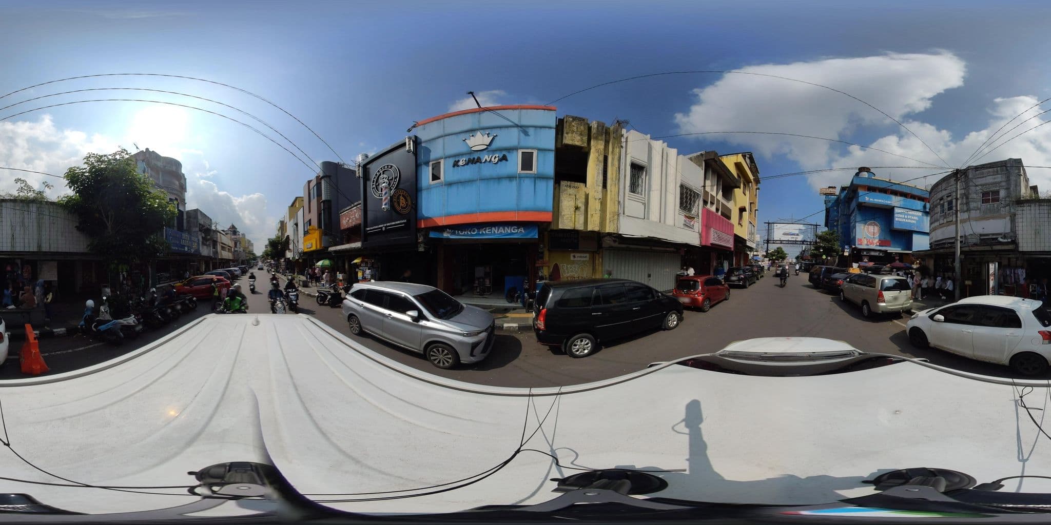 Street view near Daun Hijau, Sukabumi — © danbjoseph (CC BY-SA · Mapillary)