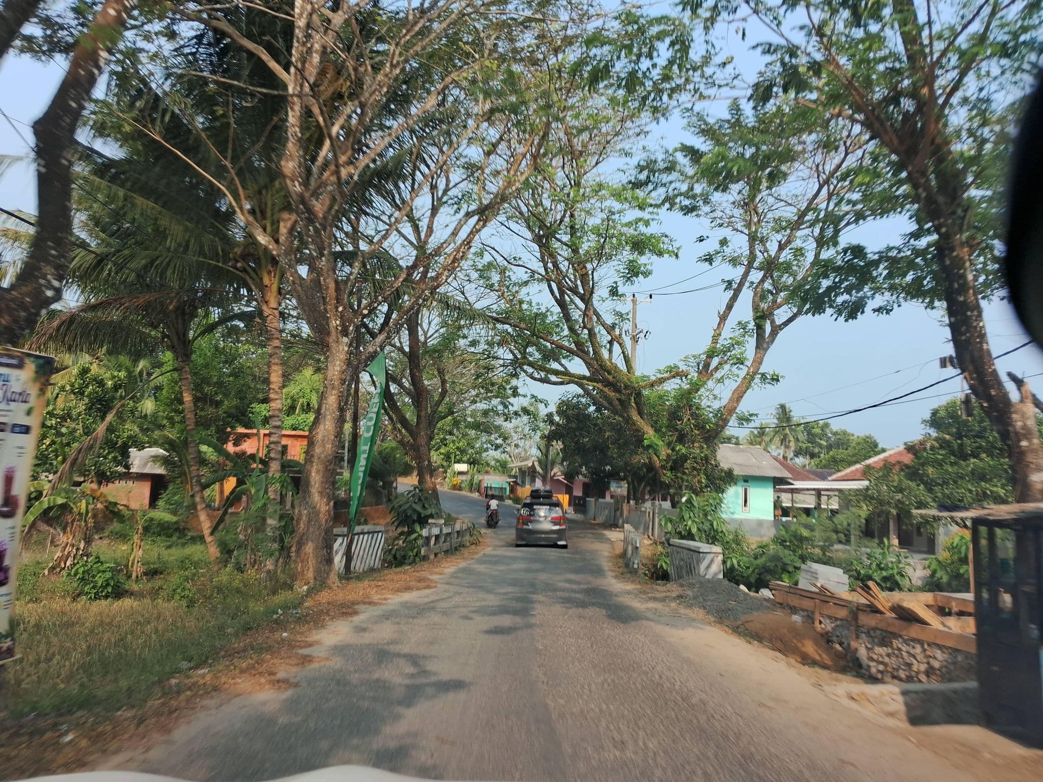 Street view near Cariang Resort, Pelabuhanratu — © Kaart_Local (CC BY-SA · Mapillary)