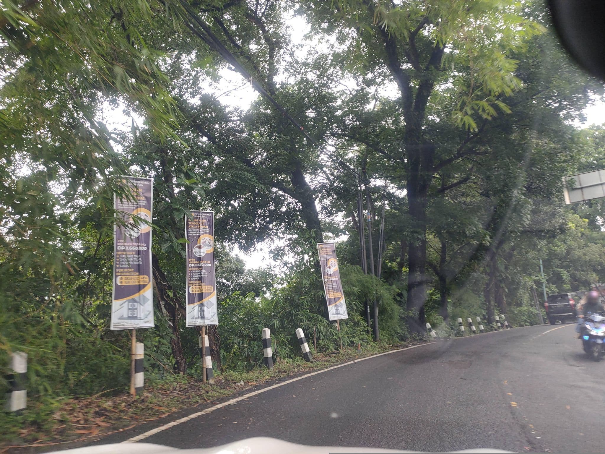 Street view near Bayu Amarta Exotic Hotel and Resto, Pelabuhanratu — © Kaart_Local (CC BY-SA · Mapillary)