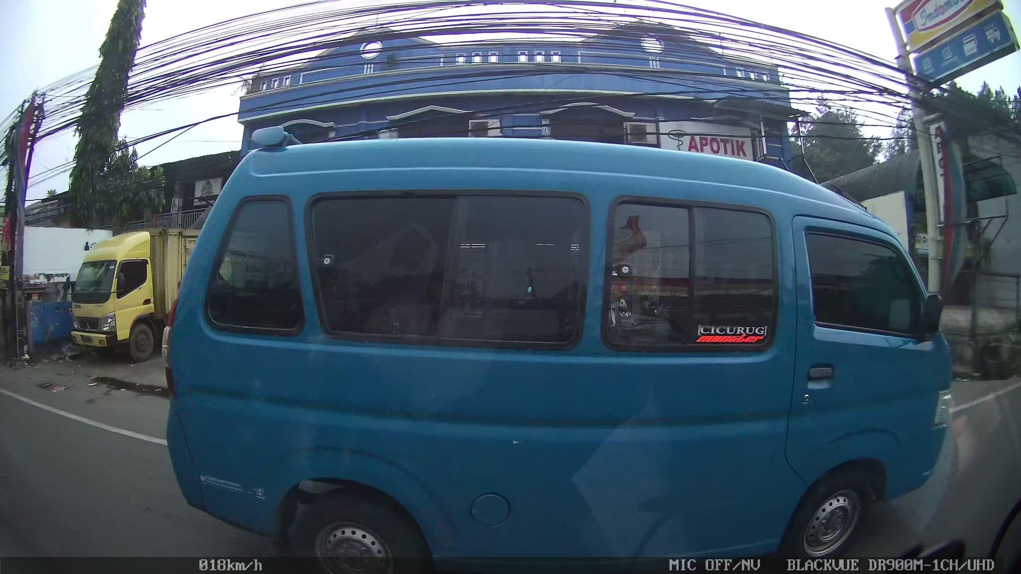 Street view near Wisma Tajur, Caringin — © kaart_2 (CC BY-SA · Mapillary)