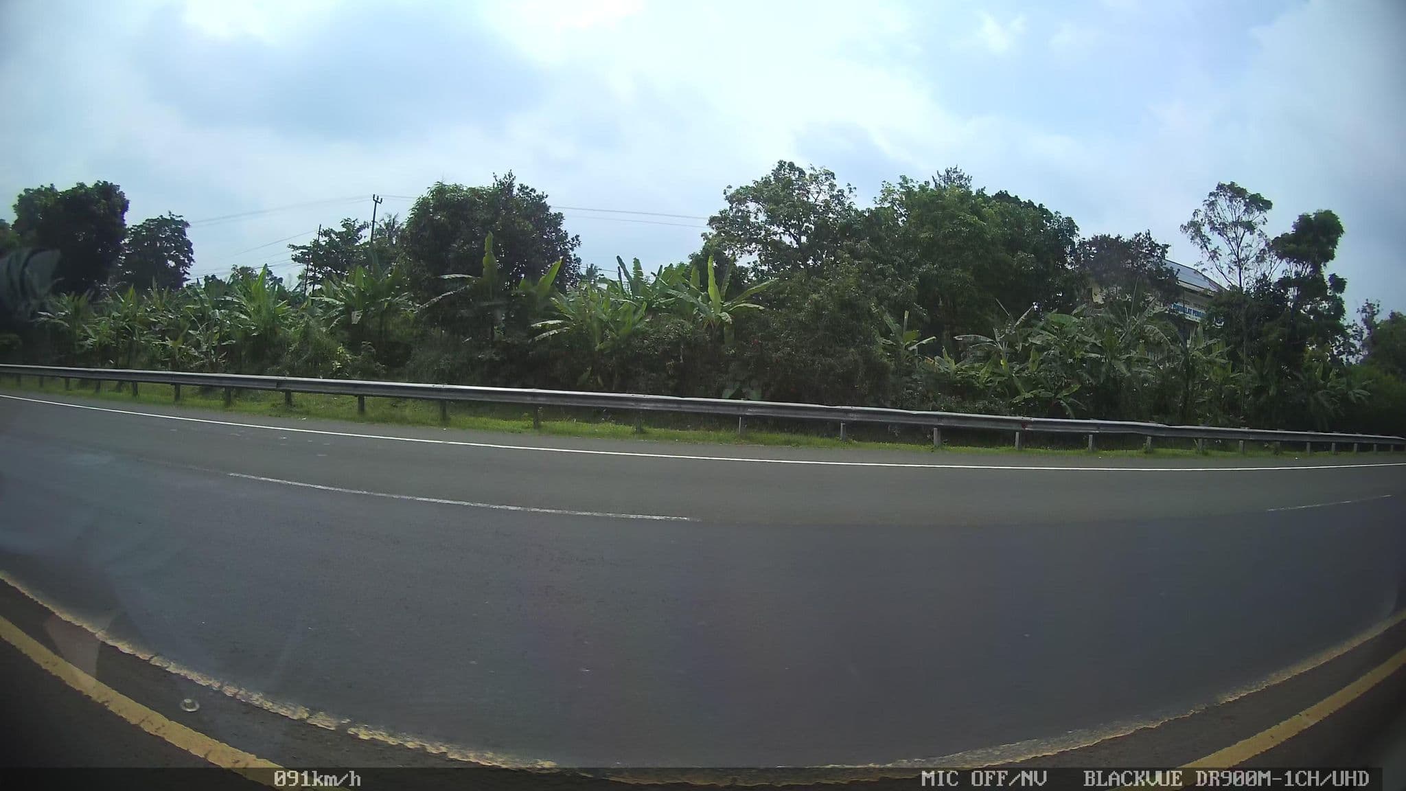 Street view near Villa Rioma, Caringin — © kaart_2 (CC BY-SA · Mapillary)