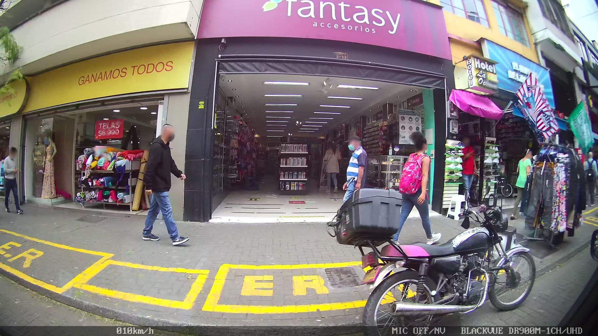 Street view near Hotel la Octava, Pereira — © kaart_2 (CC BY-SA · Mapillary)